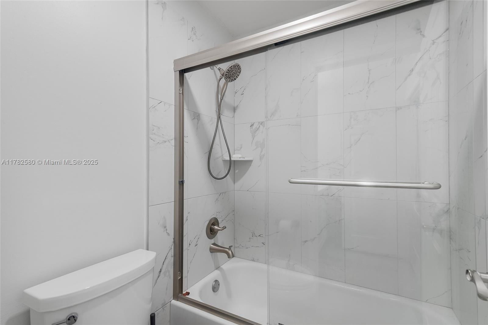 Real estate property located at 19840 9th Dr, Broward, Preserve Estates, Pembroke Pines, FL
