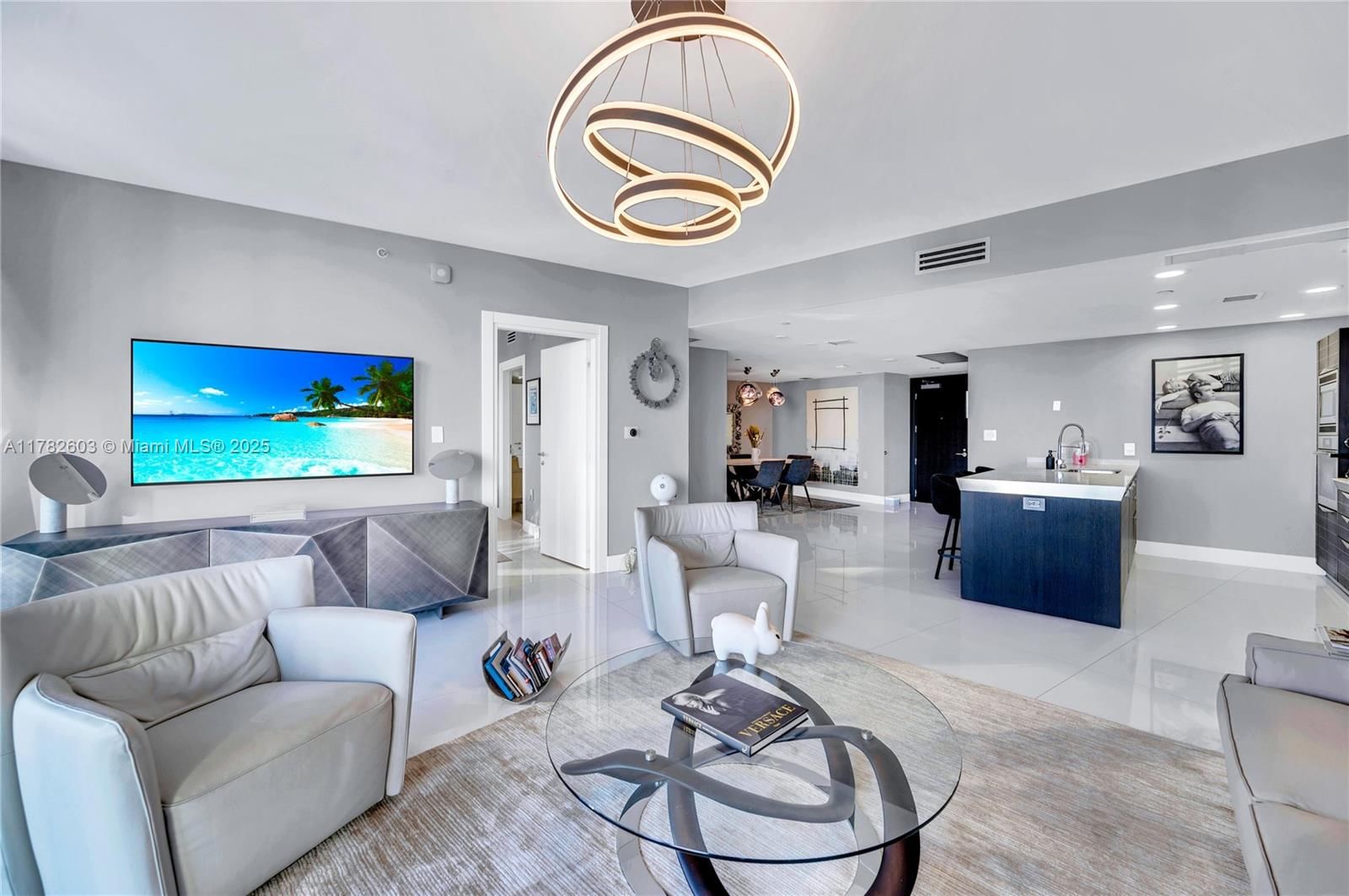 Real estate property located at 200 Biscayne Boulevard Way #3307, Miami-dade, Epic West Condo, Miami, FL
