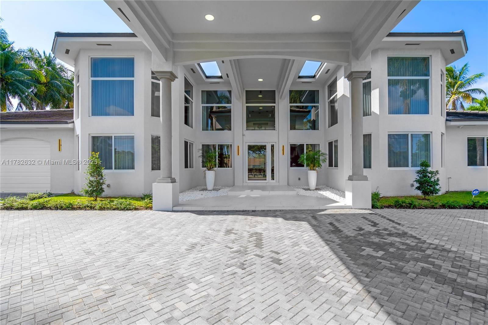 Real estate property located at 9928 133rd St, Miami-dade, Florida Fruit Land Compan, Hialeah Gardens, FL