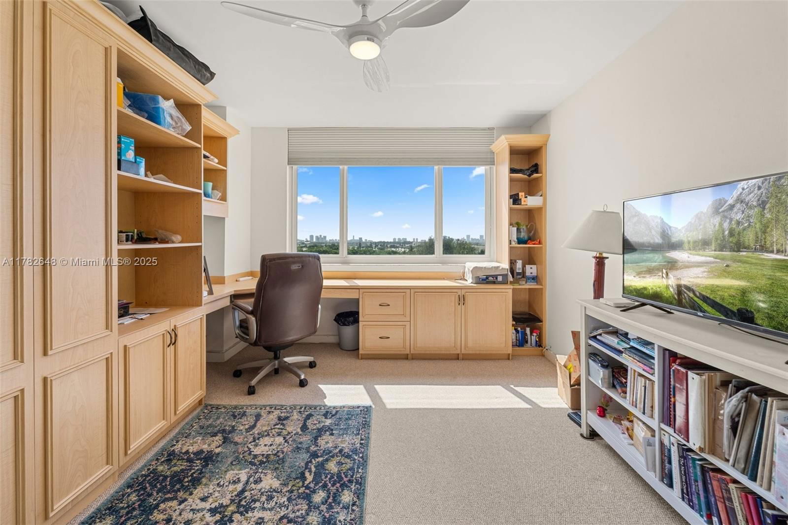 Real estate property located at 4001 Hillcrest Dr #1017, Broward, Hillcrest East No 26 Cond, Hollywood, FL