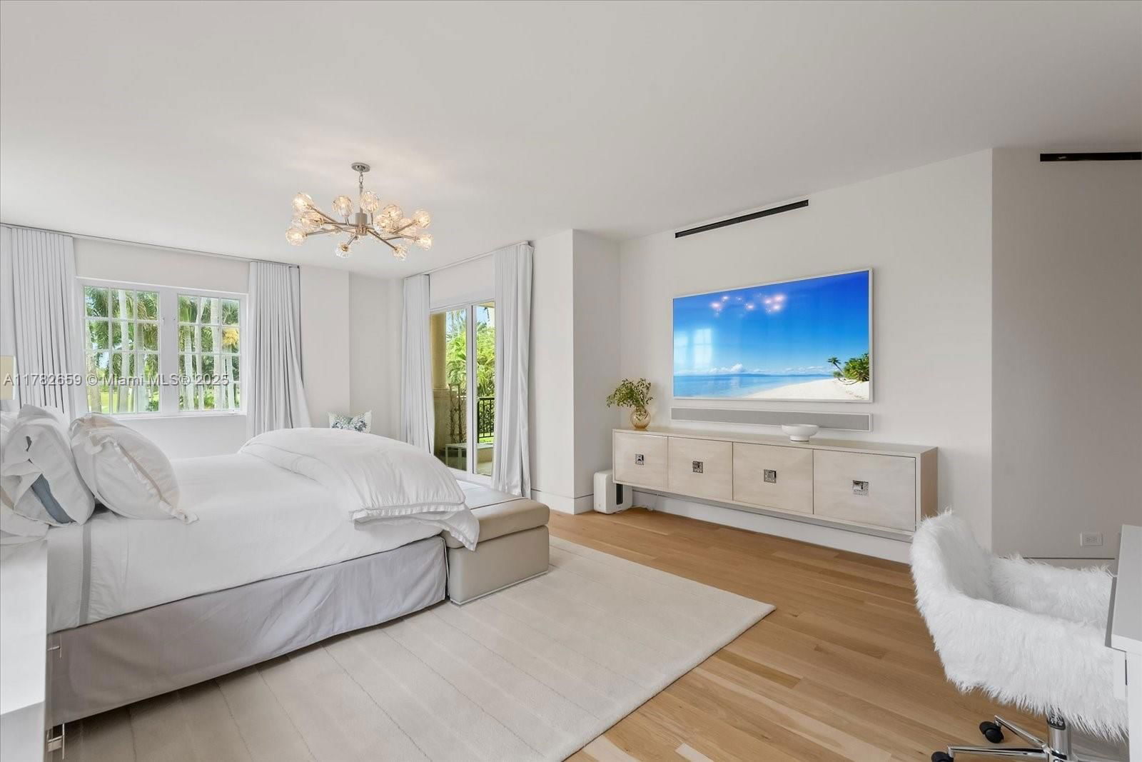 Real estate property located at 7921 Fisher Island Dr #7921, Miami-dade, Oceanside @ Fisher Isl Co, Miami Beach, FL