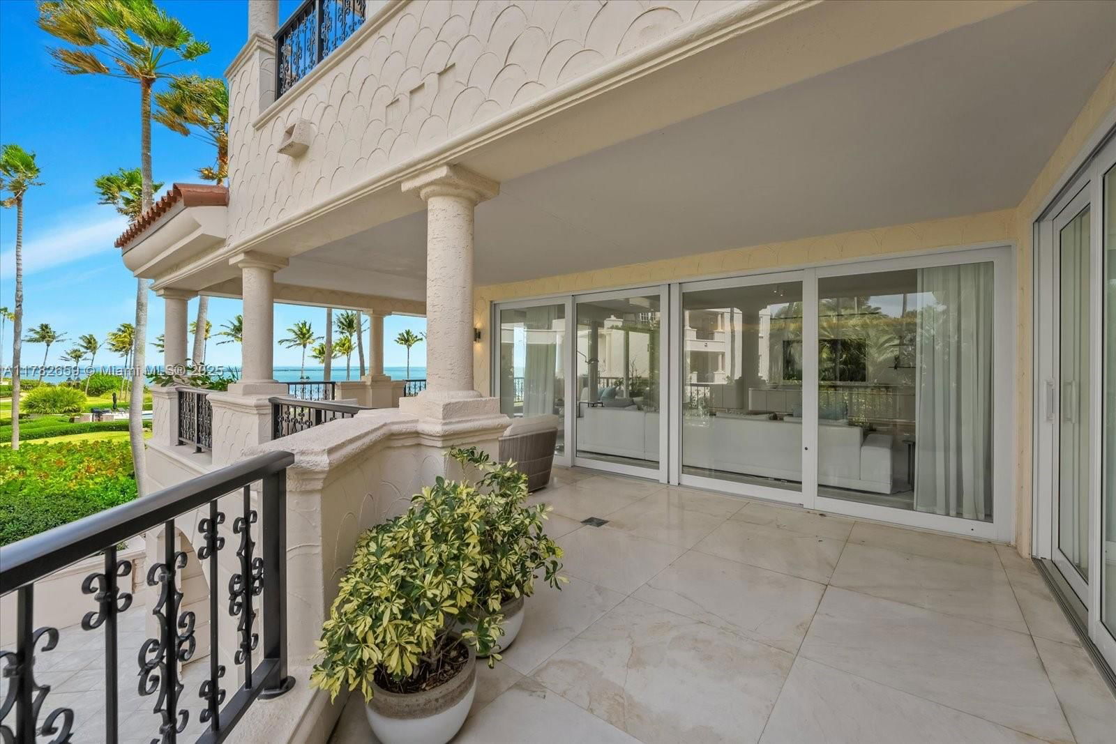 Real estate property located at 7921 Fisher Island Dr #7921, Miami-dade, Oceanside @ Fisher Isl Co, Miami Beach, FL