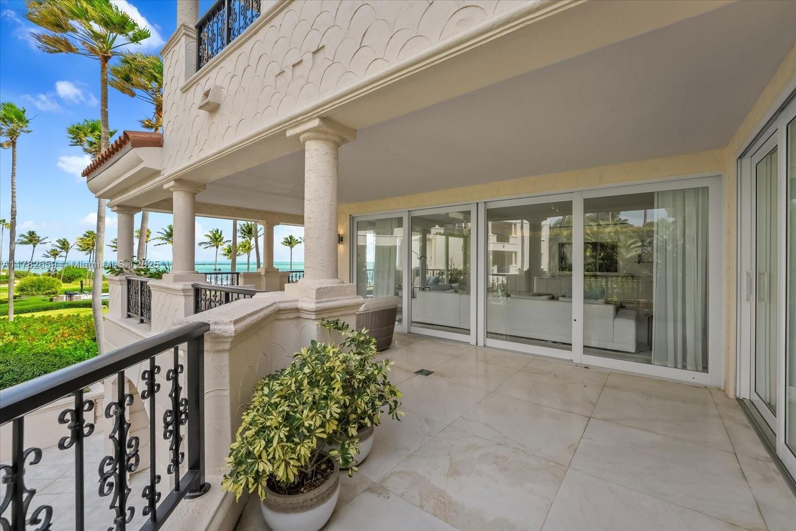 Real estate property located at 7921 Fisher Island Dr #7921, Miami-dade, Oceanside @ Fisher Isl Co, Miami Beach, FL