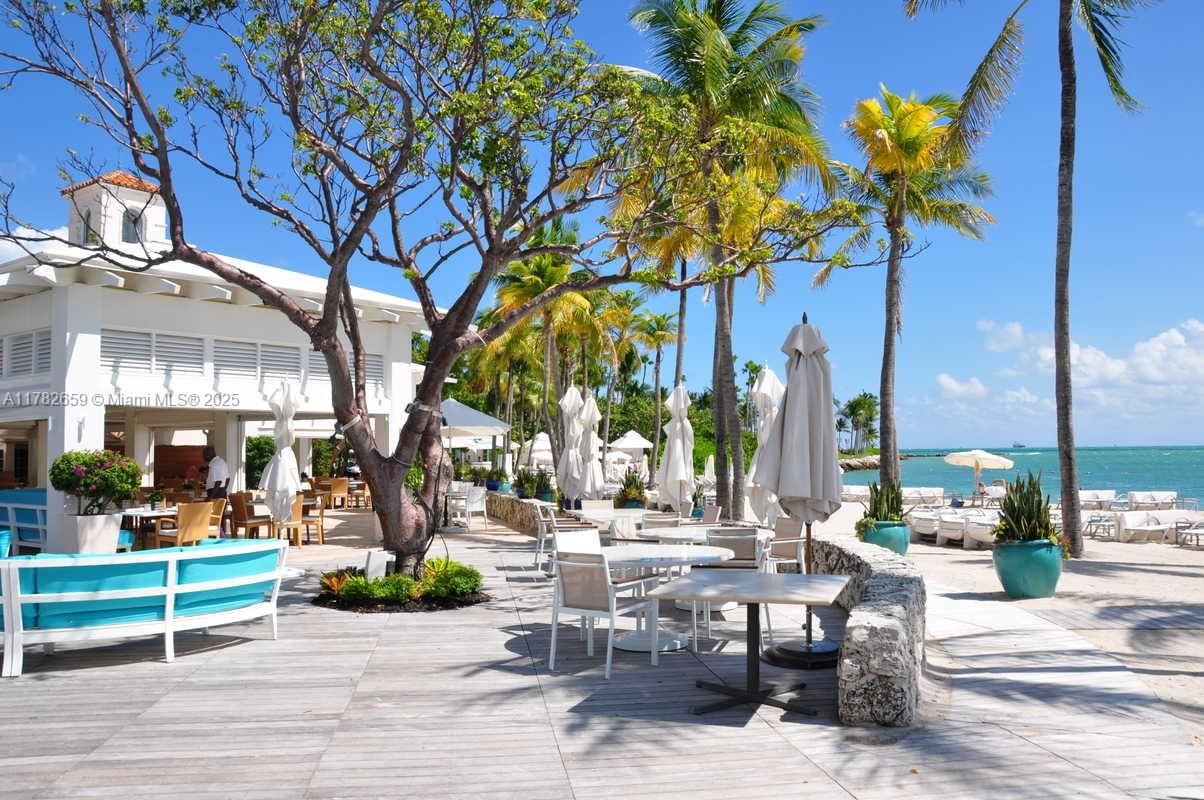 Real estate property located at 7921 Fisher Island Dr #7921, Miami-dade, Oceanside @ Fisher Isl Co, Miami Beach, FL