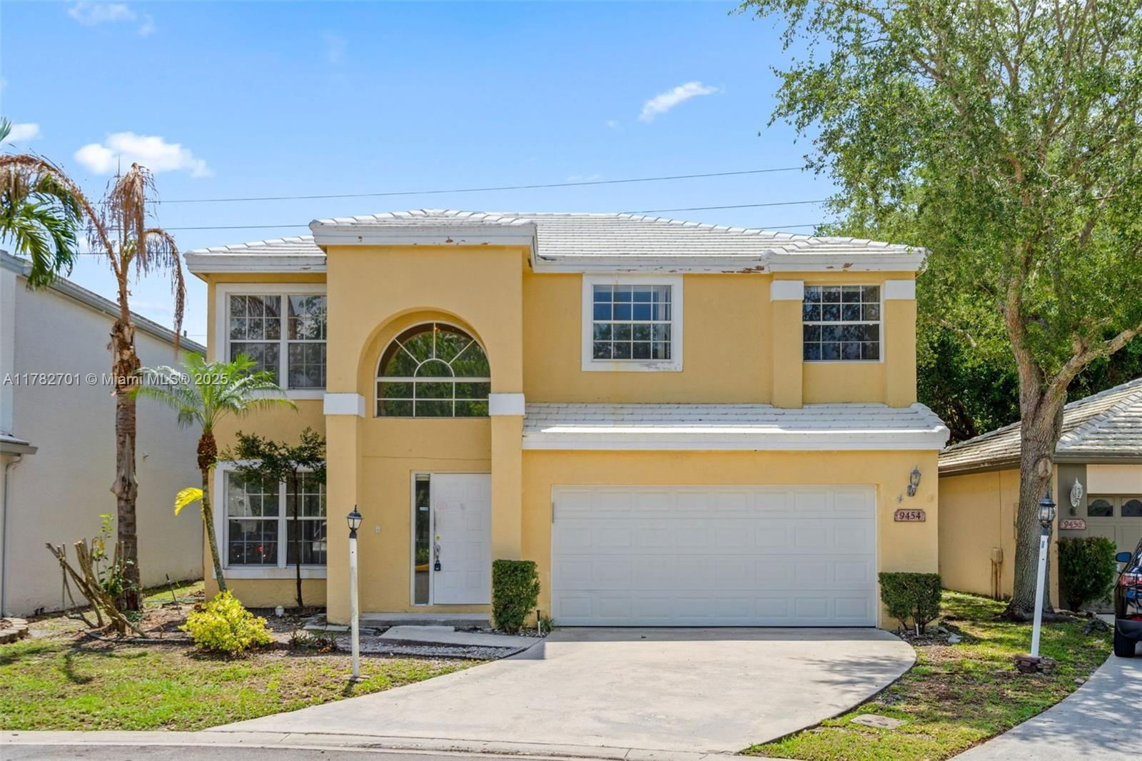 Real estate property located at 9454 8th Cir, Broward, Jacaranda Parcel 218, Plantation, FL