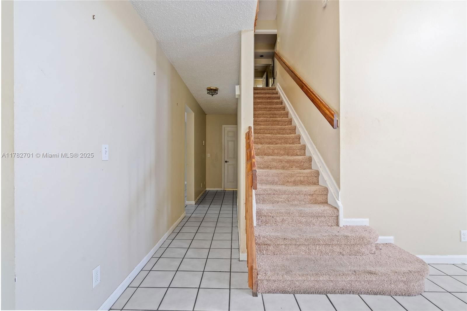 Real estate property located at 9454 8th Cir, Broward, Jacaranda Parcel 218, Plantation, FL