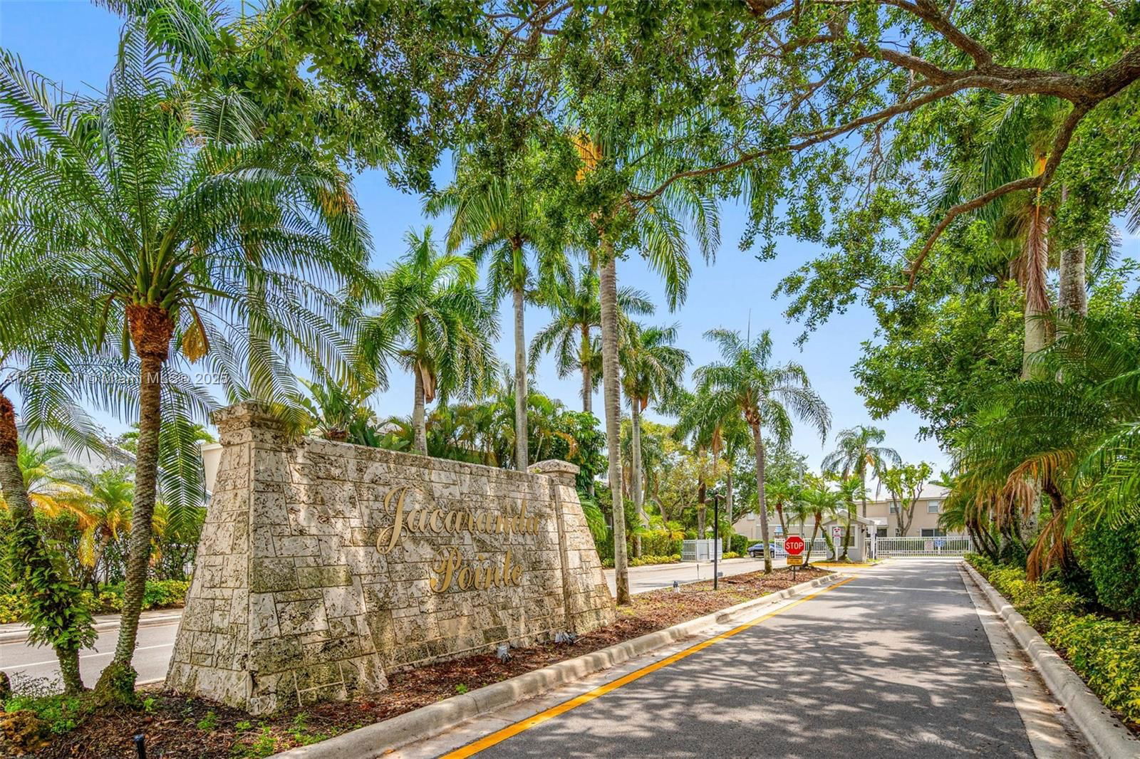 Real estate property located at 9454 8th Cir, Broward, Jacaranda Parcel 218, Plantation, FL