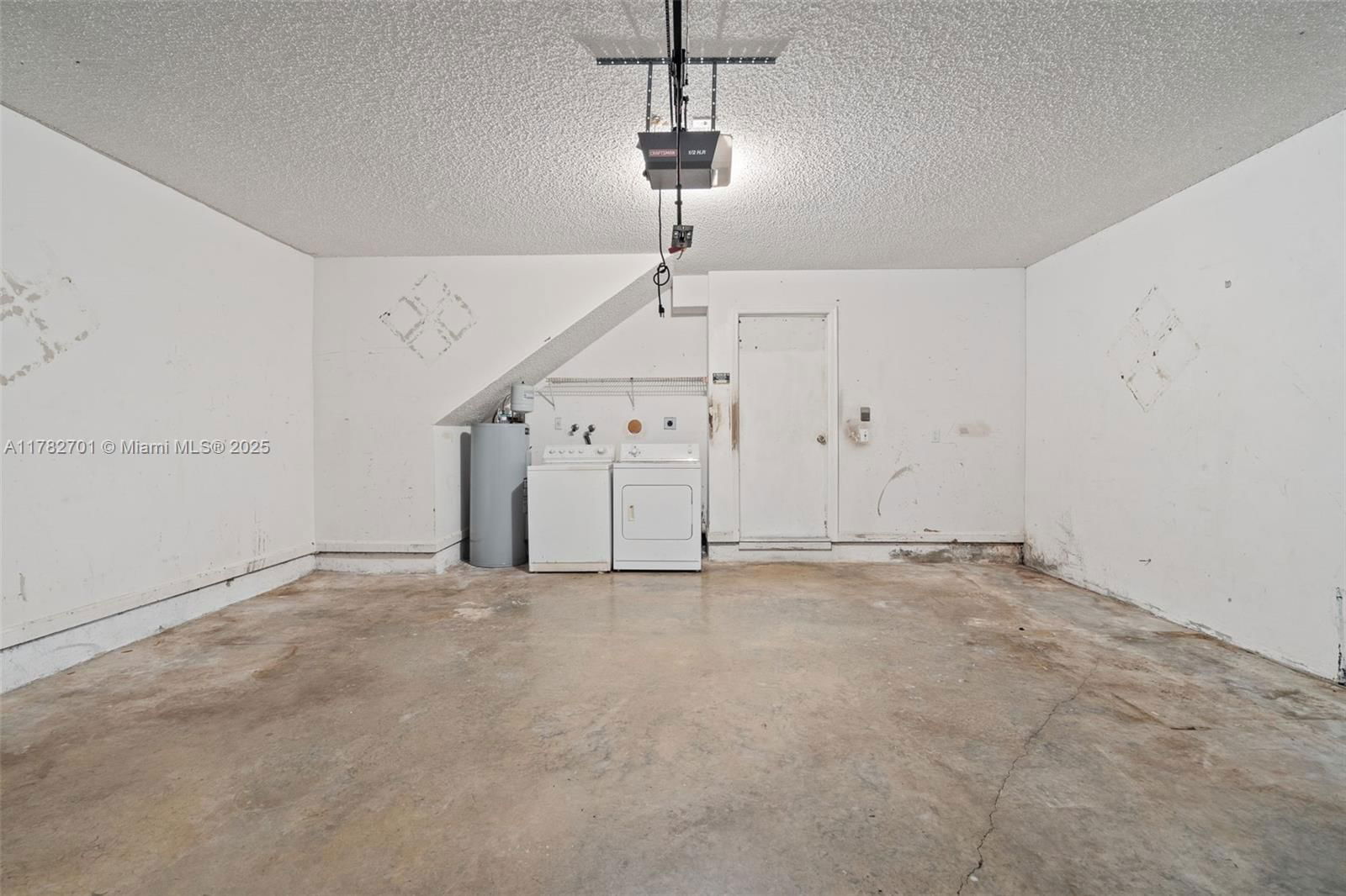 Real estate property located at 9454 8th Cir, Broward, Jacaranda Parcel 218, Plantation, FL