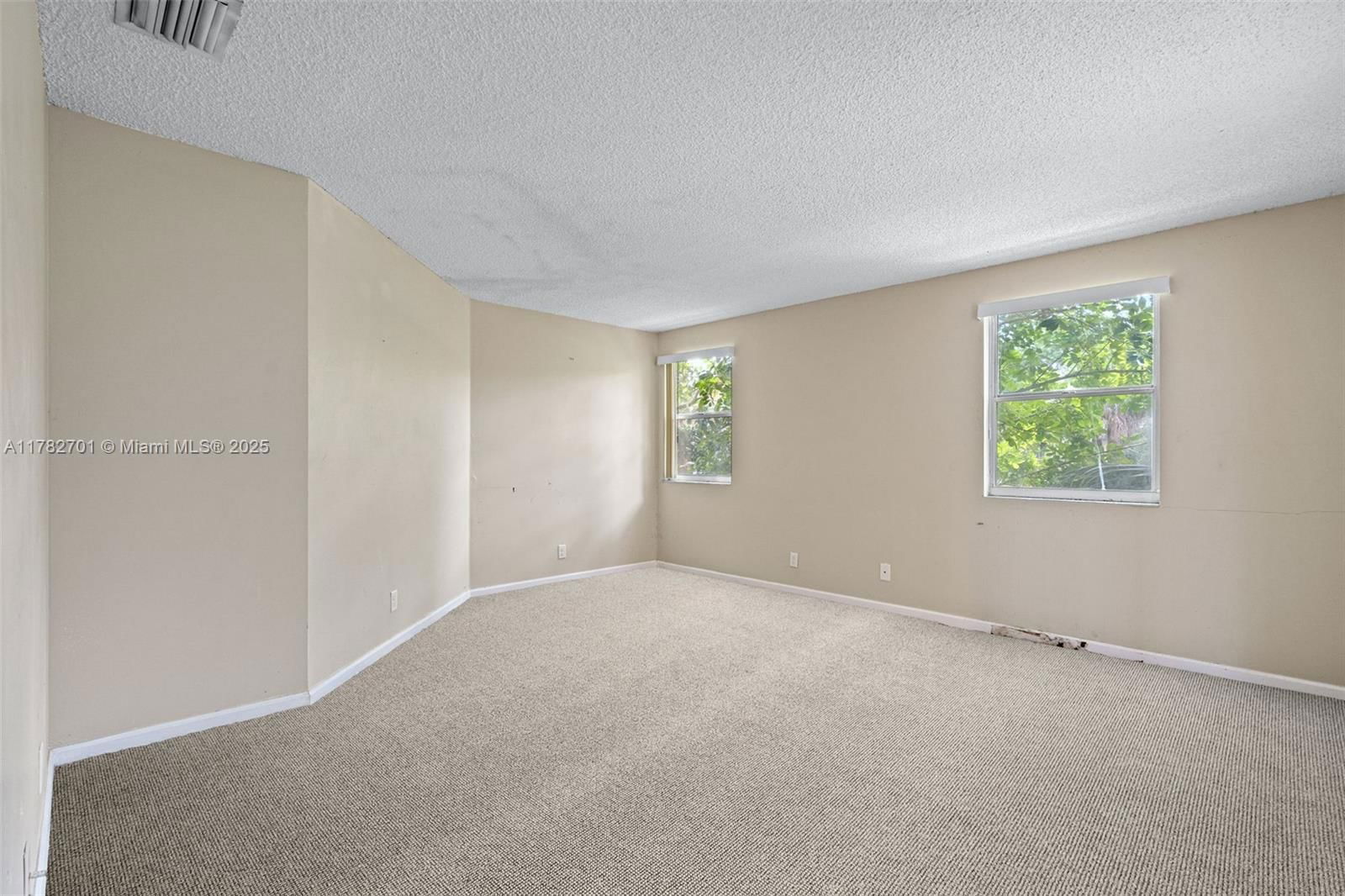 Real estate property located at 9454 8th Cir, Broward, Jacaranda Parcel 218, Plantation, FL
