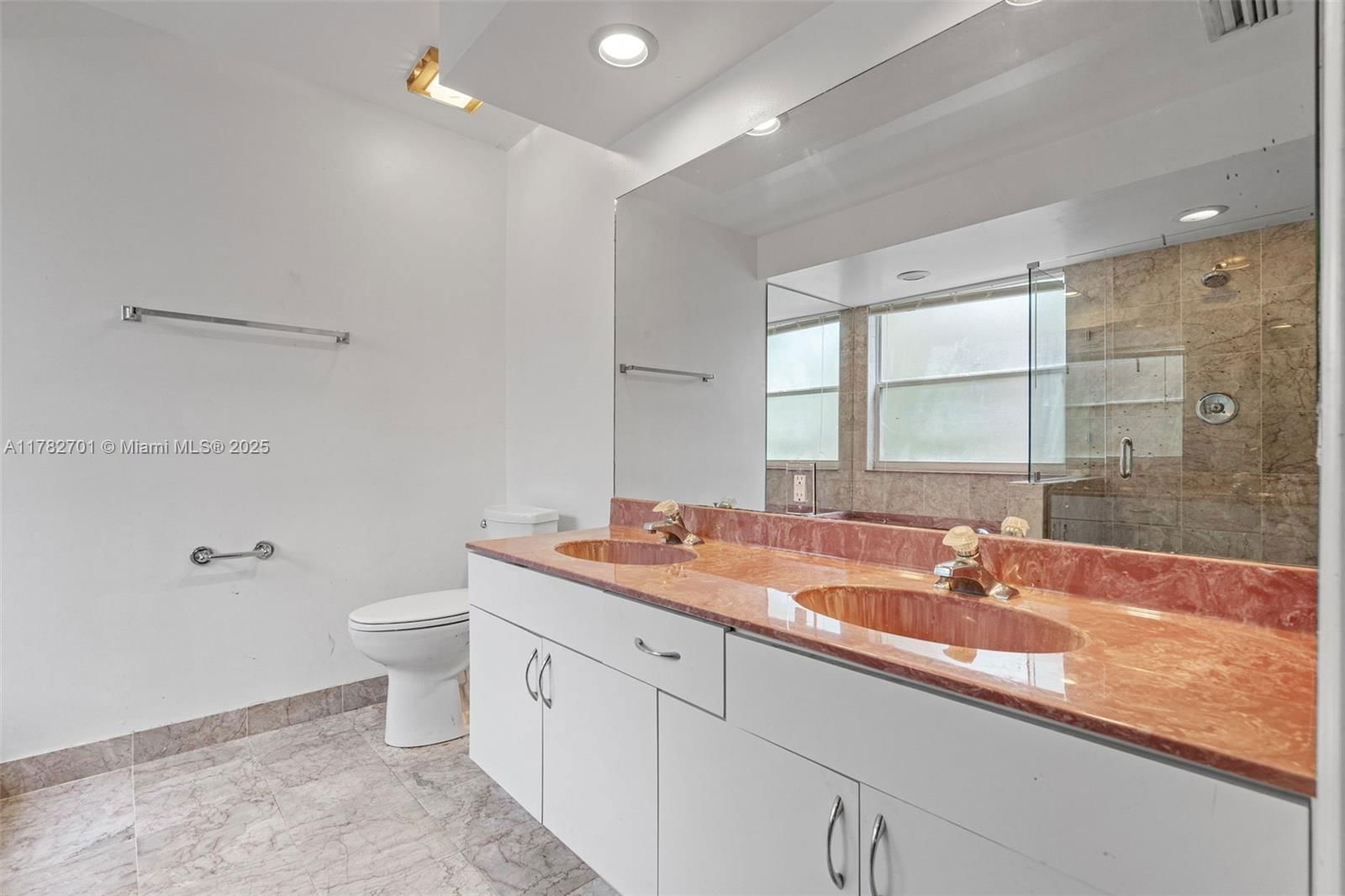 Real estate property located at 9454 8th Cir, Broward, Jacaranda Parcel 218, Plantation, FL
