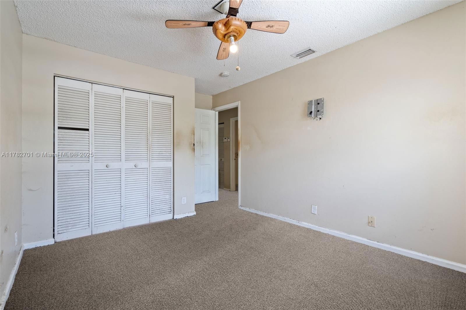 Real estate property located at 9454 8th Cir, Broward, Jacaranda Parcel 218, Plantation, FL