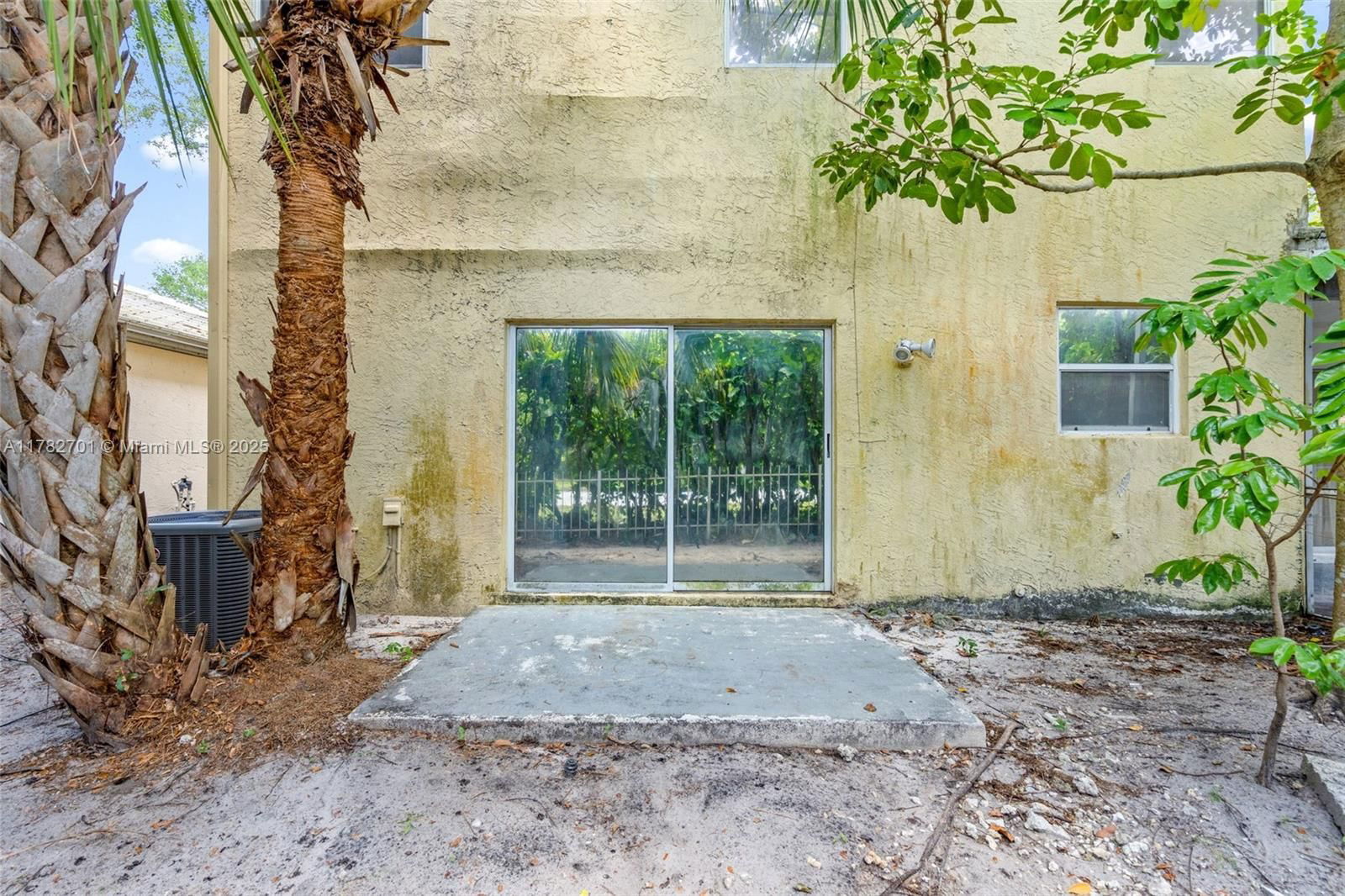 Real estate property located at 9454 8th Cir, Broward, Jacaranda Parcel 218, Plantation, FL