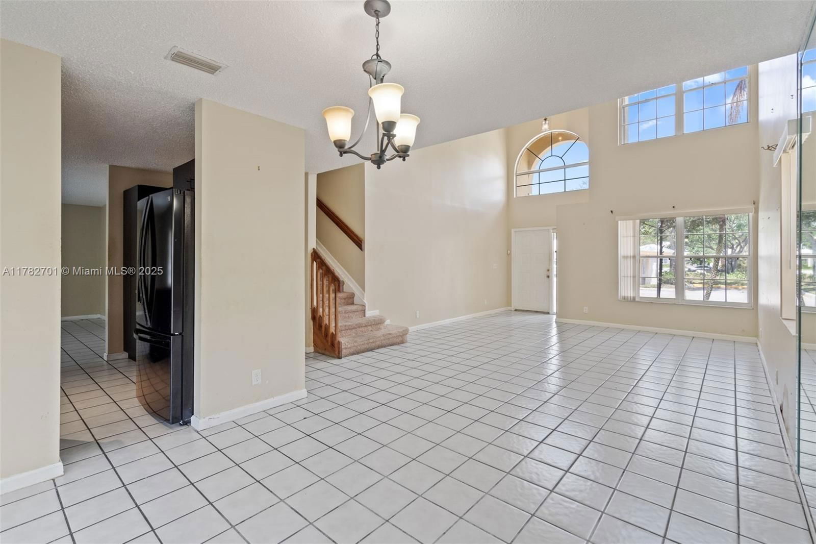 Real estate property located at 9454 8th Cir, Broward, Jacaranda Parcel 218, Plantation, FL