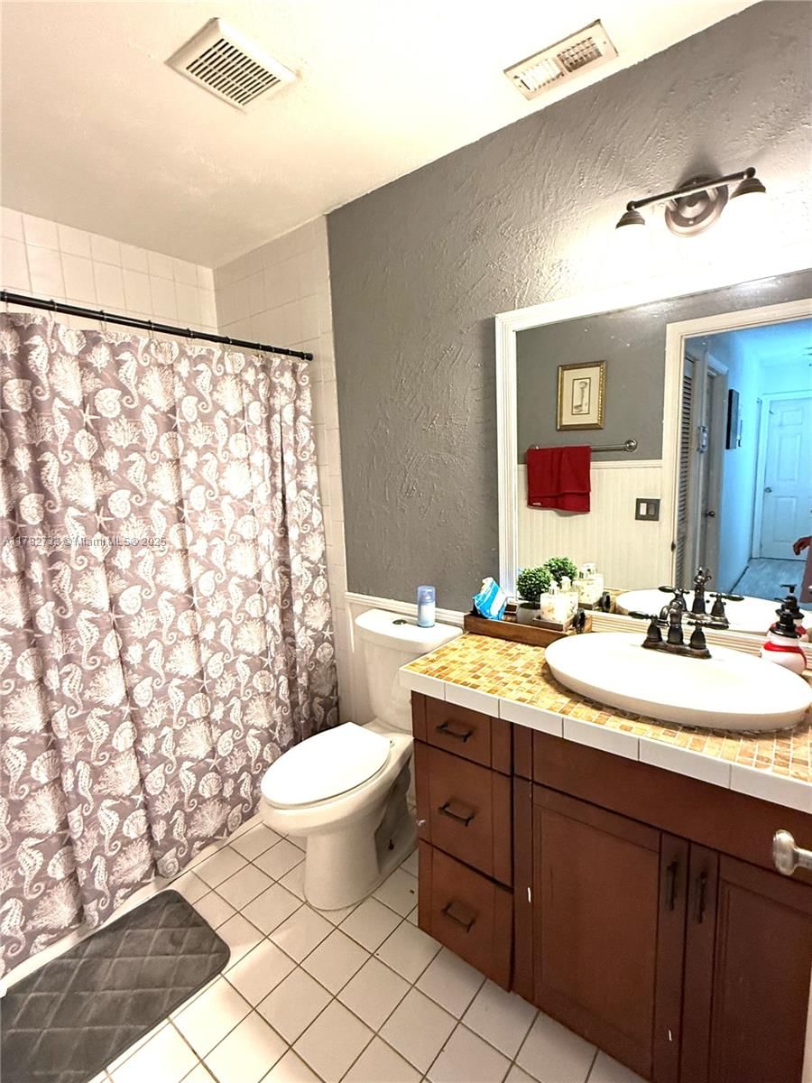 Real estate property located at 1060 New Parkview Pl, Palm Beach, Parkview Place, Haverhill, FL