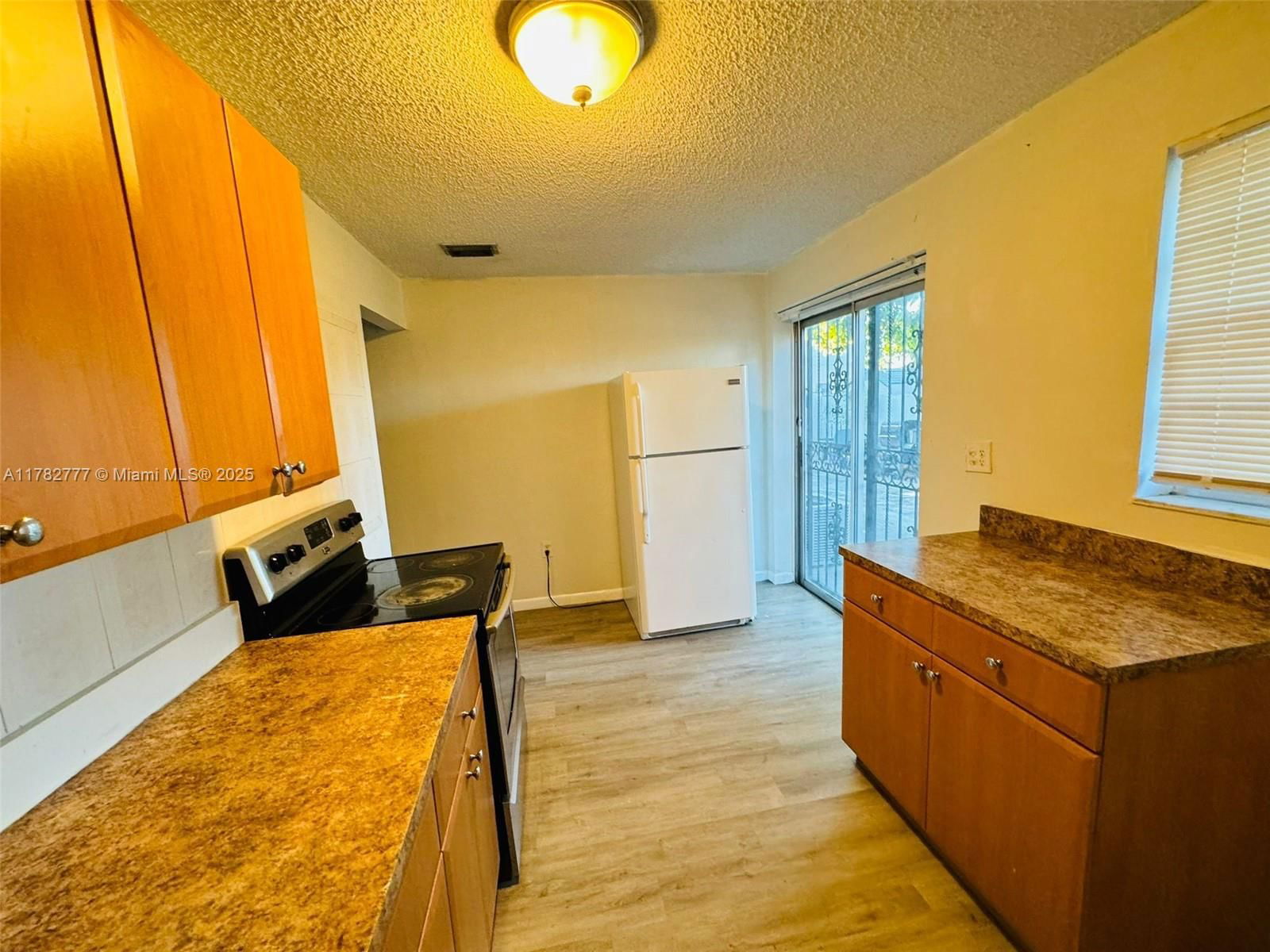 Real estate property located at 10805 4th St, Miami-dade, Sweetwater, FL