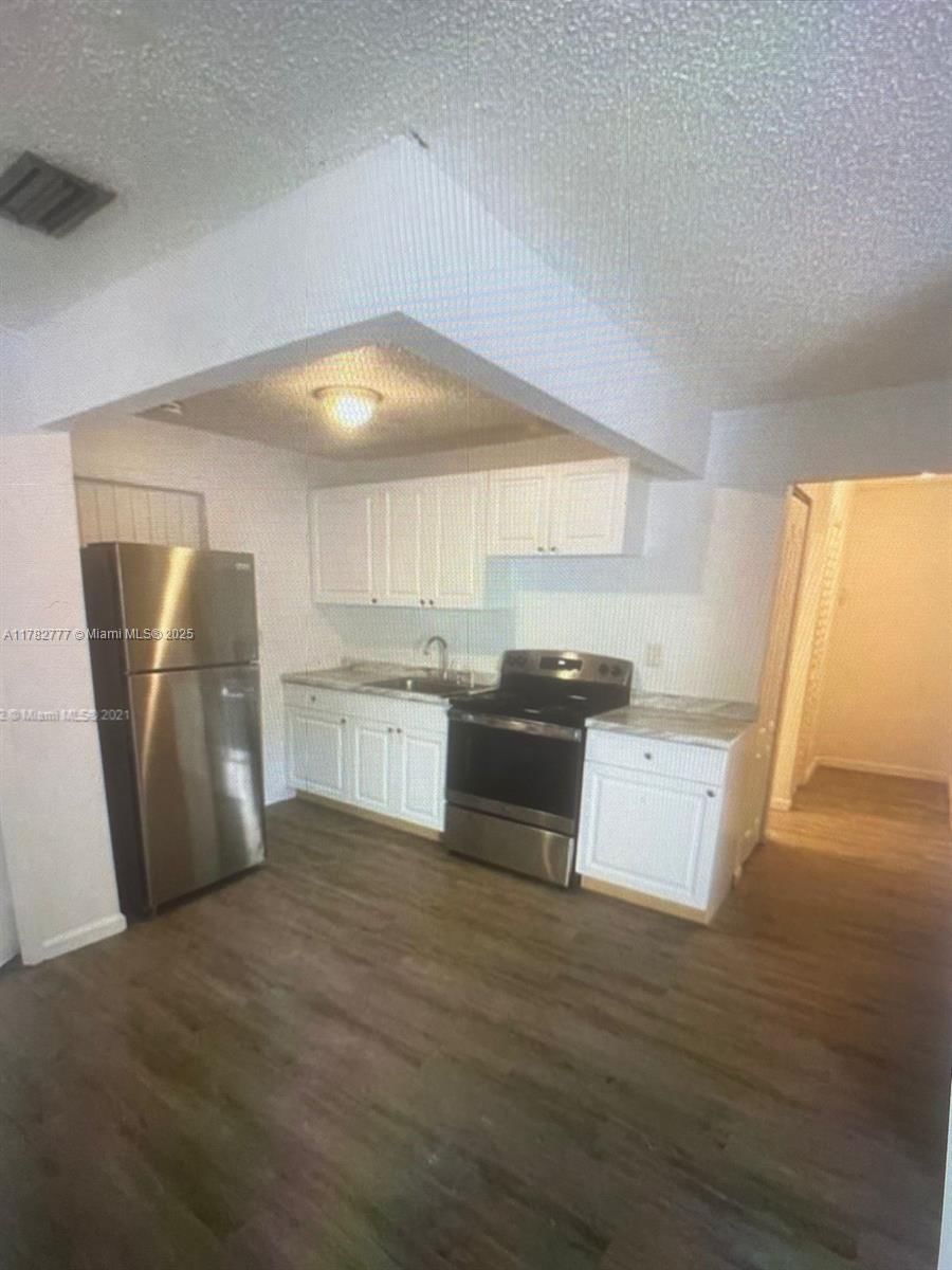 Real estate property located at 10805 4th St, Miami-dade, Sweetwater, FL