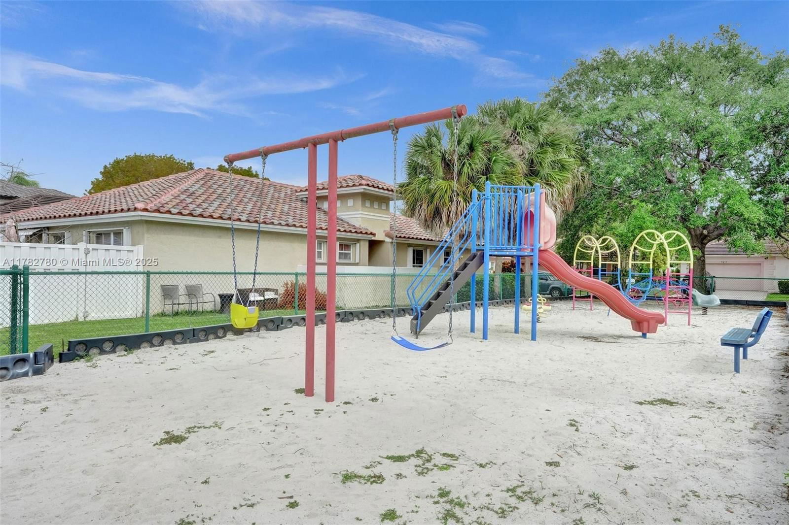 Real estate property located at 7324 1st Pl, Broward, Lakes Of Newport Ii, Plantation, FL