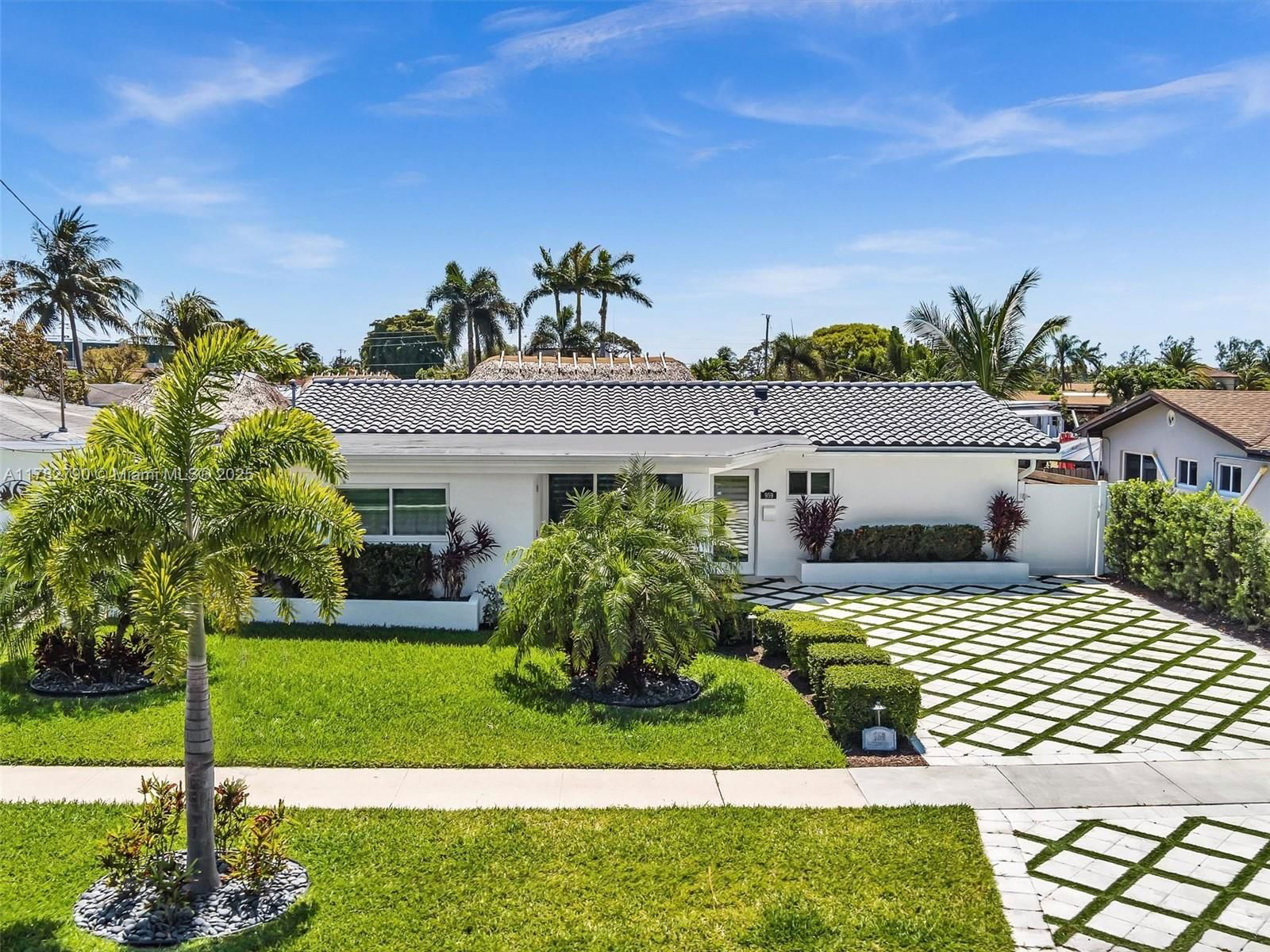 Real estate property located at 959 Nautilus Isle, Broward, Shelter Islands, Dania Beach, FL