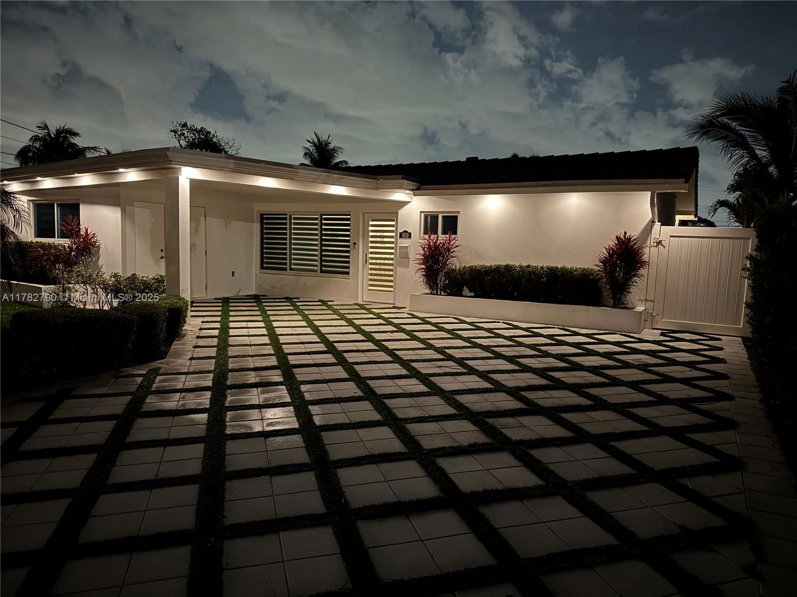 Real estate property located at 959 Nautilus Isle, Broward, Shelter Islands, Dania Beach, FL