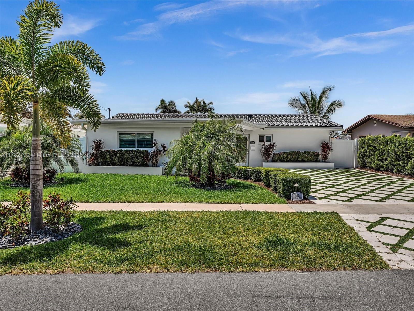 Real estate property located at 959 Nautilus Isle, Broward, Shelter Islands, Dania Beach, FL