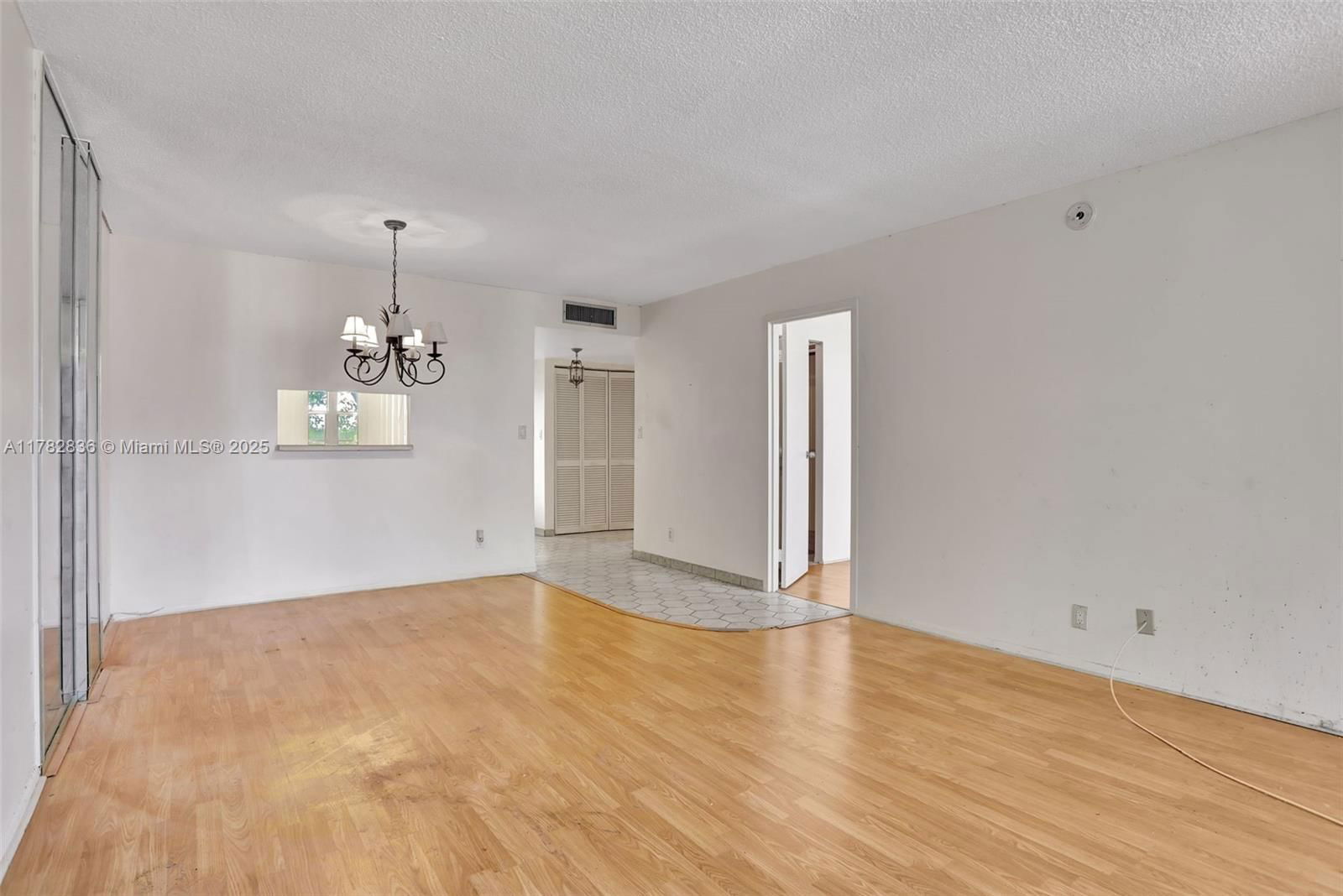 Real estate property located at 2900 48th Ter #409, Broward, Cypress Chase Condo No 1, Lauderdale Lakes, FL