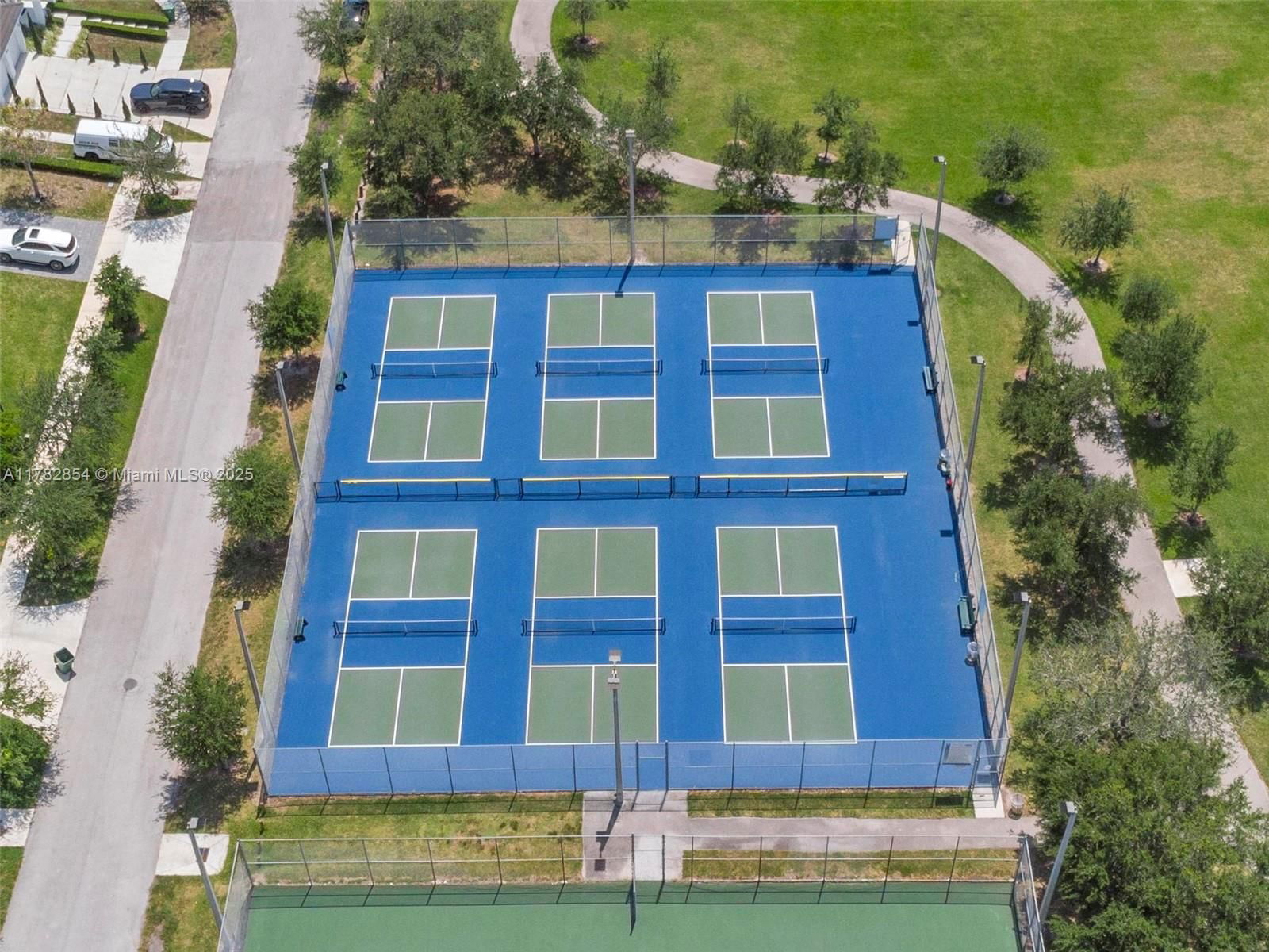 Real estate property located at 7820 199th Ter, Miami-dade, Saga Bay Sec 1 Pt 4, Cutler Bay, FL