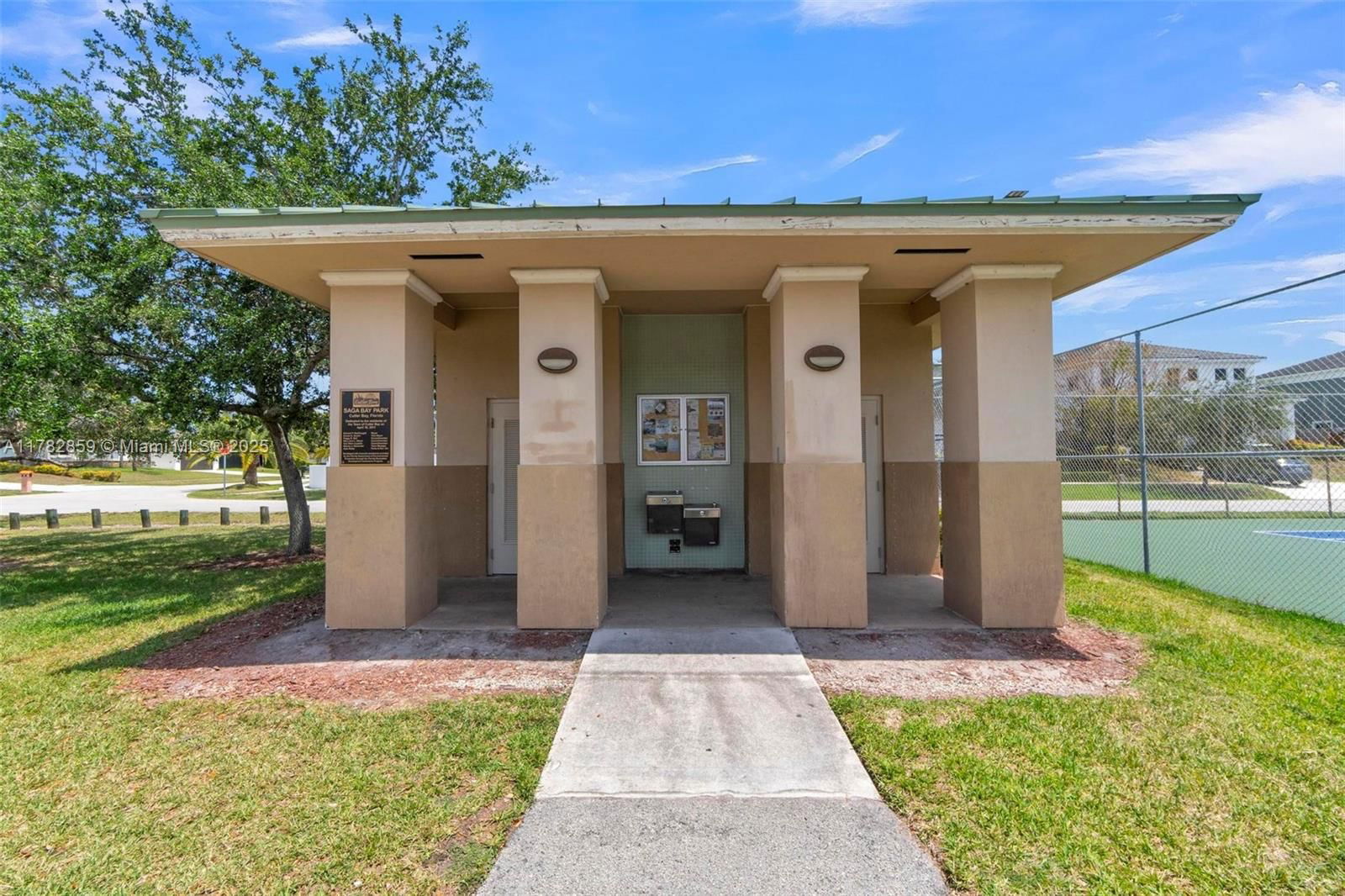 Real estate property located at 7830 199th Ter, Miami-dade, Saga Bay Sec 1 Pt 4, Cutler Bay, FL