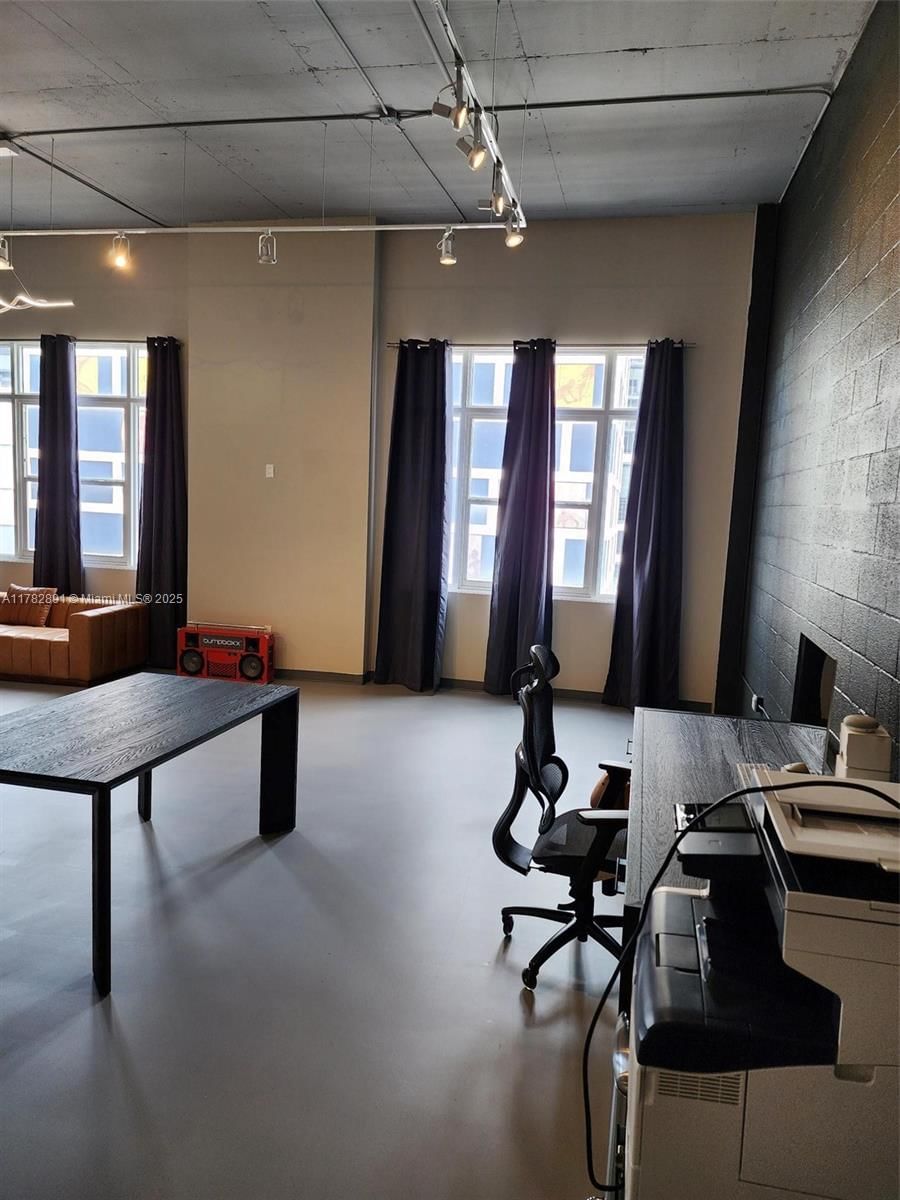 Real estate property located at 250 23rd #412, Miami-dade, Wynwood Lofts Condo, Miami, FL