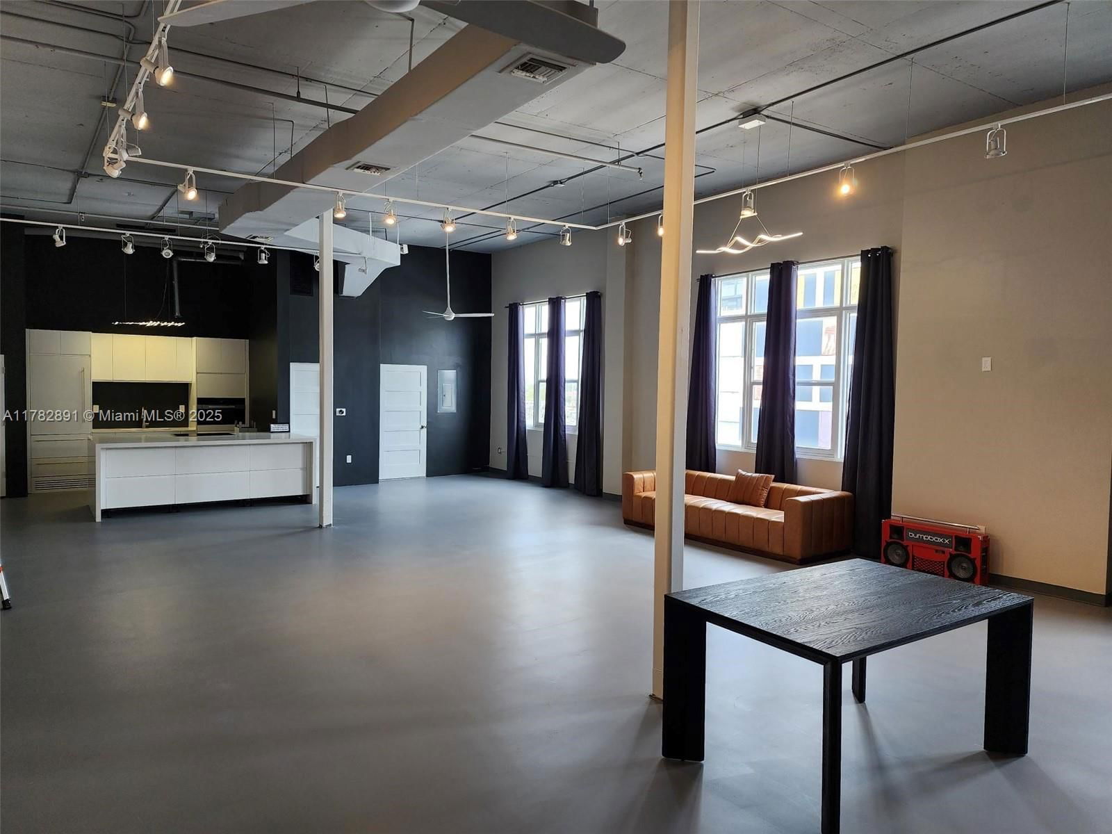 Real estate property located at 250 23rd #412, Miami-dade, Wynwood Lofts Condo, Miami, FL