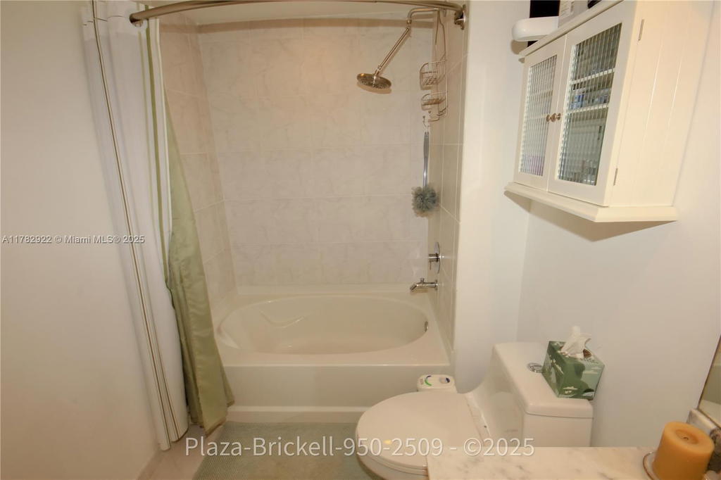 Real estate property located at 950 Brickell Bay Dr #2509, Miami-dade, The Plaza 851 Brickell Co, Miami, FL