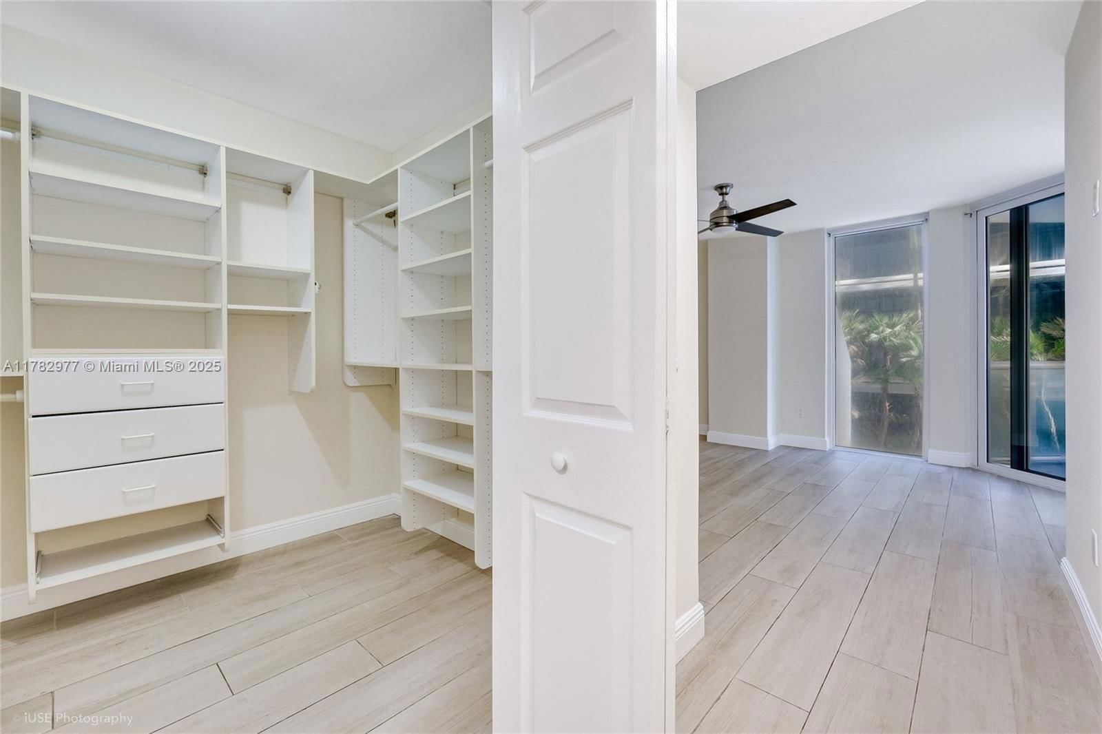 Real estate property located at 8925 Collins Ave #2D, Miami-dade, Mirage Condo, Surfside, FL