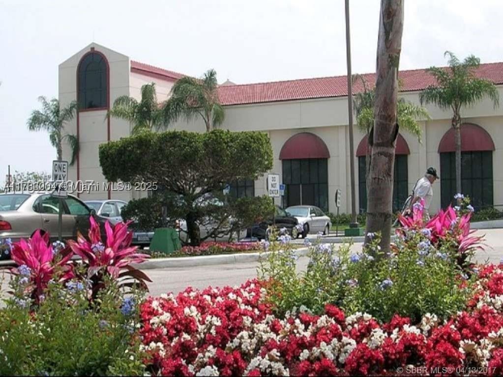 Real estate property located at , Broward, Hollybrook Golf And Tennis, Pembroke Pines, FL