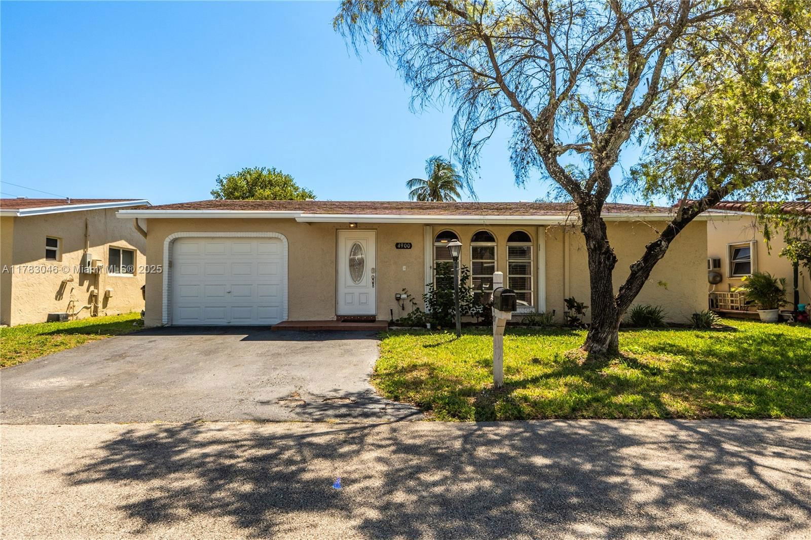 Real estate property located at 4900 13th Ter, Broward, Crystal Lake 4th Sec, Deerfield Beach, FL