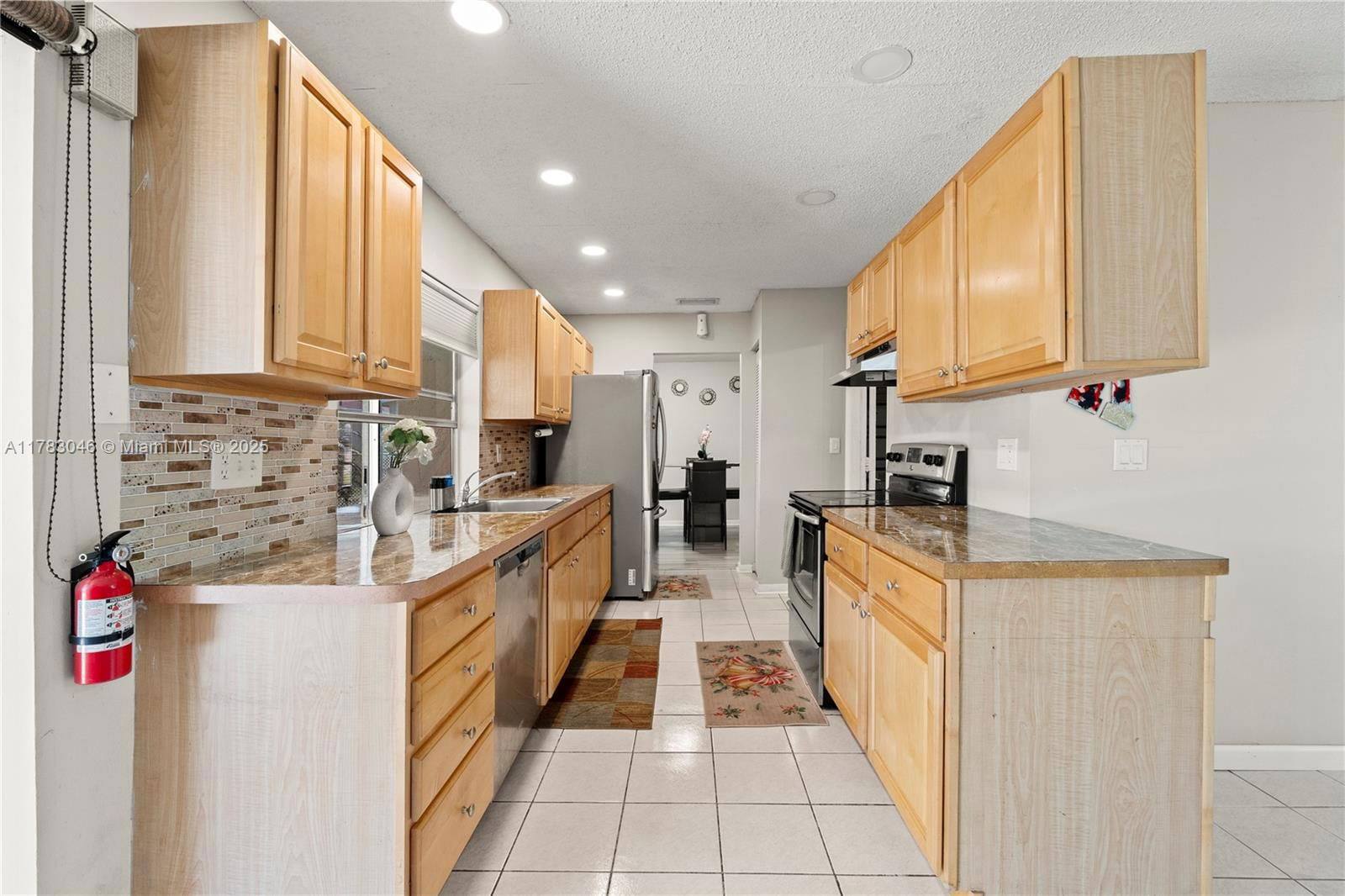 Real estate property located at 4900 13th Ter, Broward, Crystal Lake 4th Sec, Deerfield Beach, FL