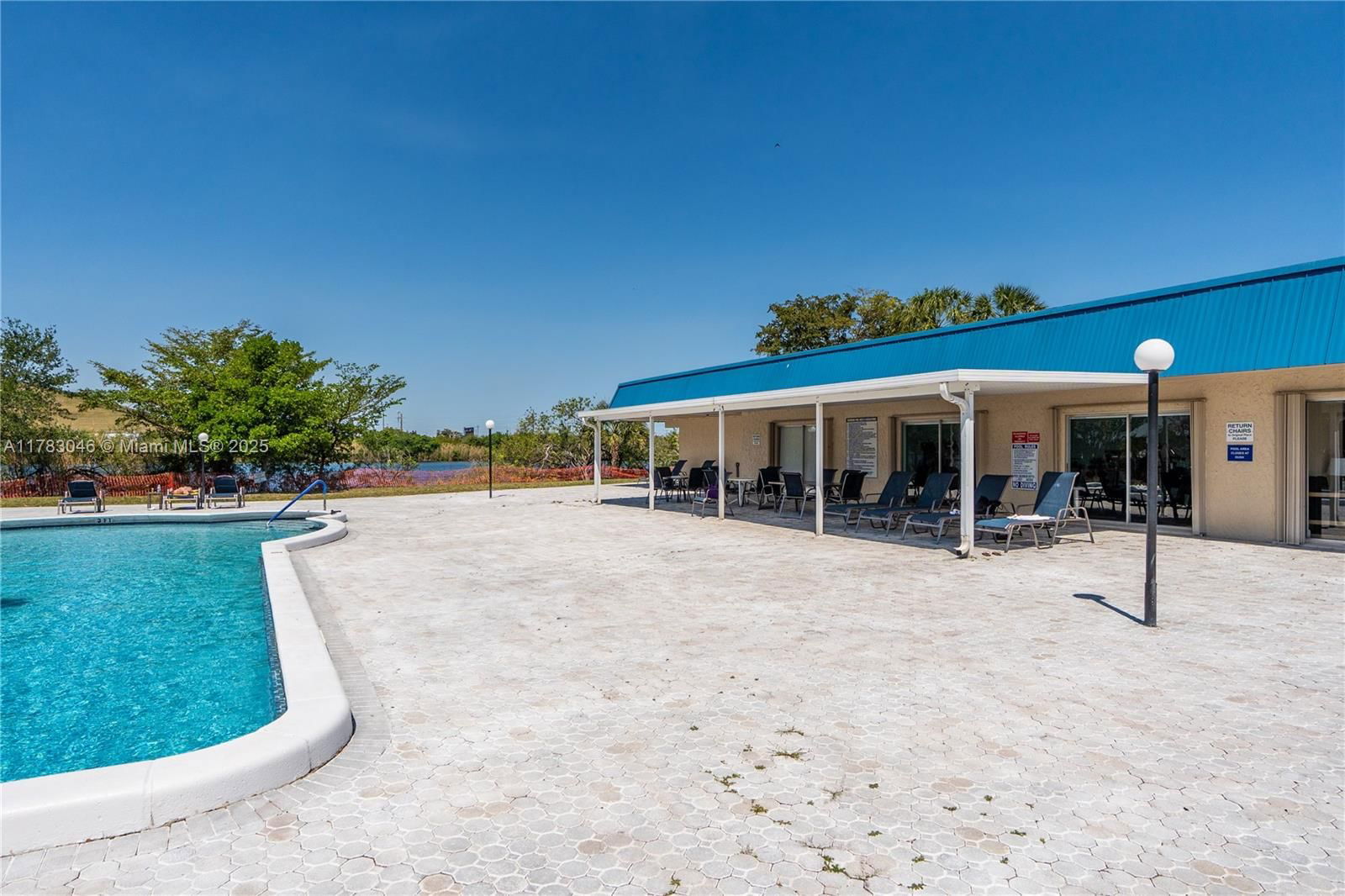Real estate property located at 4900 13th Ter, Broward, Crystal Lake 4th Sec, Deerfield Beach, FL