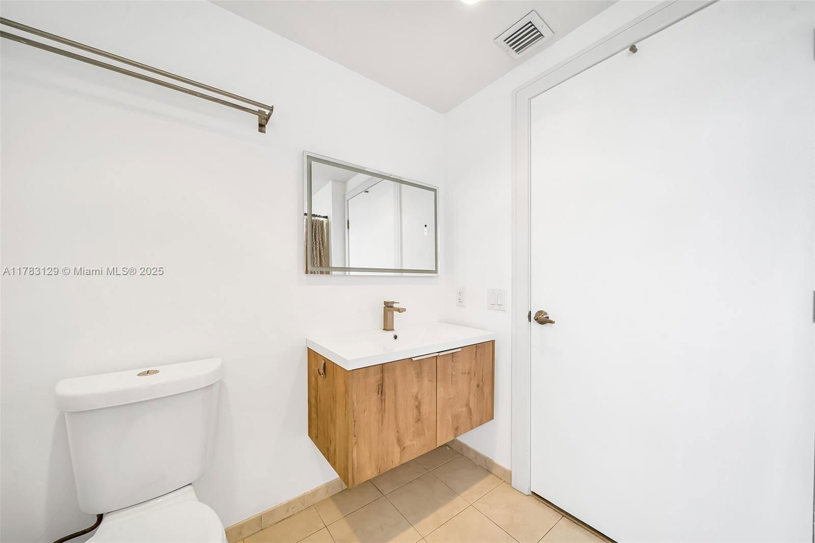 Real estate property located at 7929 West Dr #1501, Miami-dade, Blue Bay Tower Condo, North Bay Village, FL