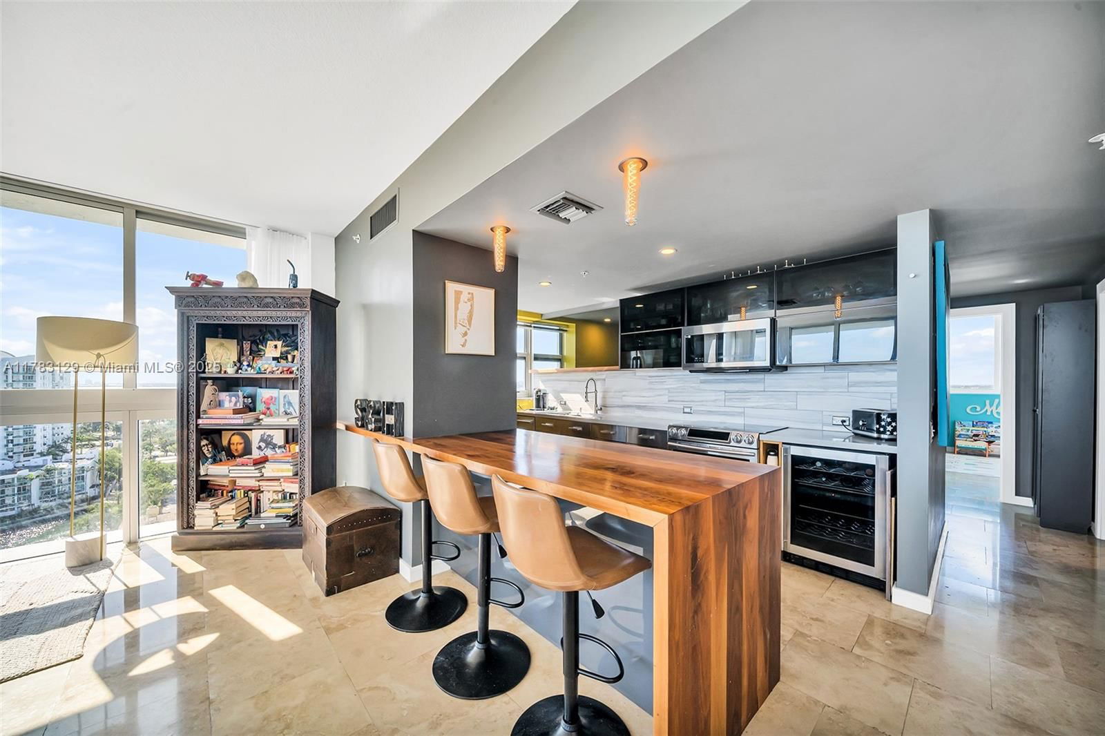 Real estate property located at 7929 West Dr #1501, Miami-dade, Blue Bay Tower Condo, North Bay Village, FL