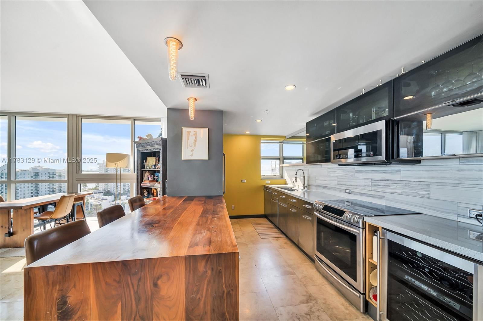 Real estate property located at 7929 West Dr #1501, Miami-dade, Blue Bay Tower Condo, North Bay Village, FL