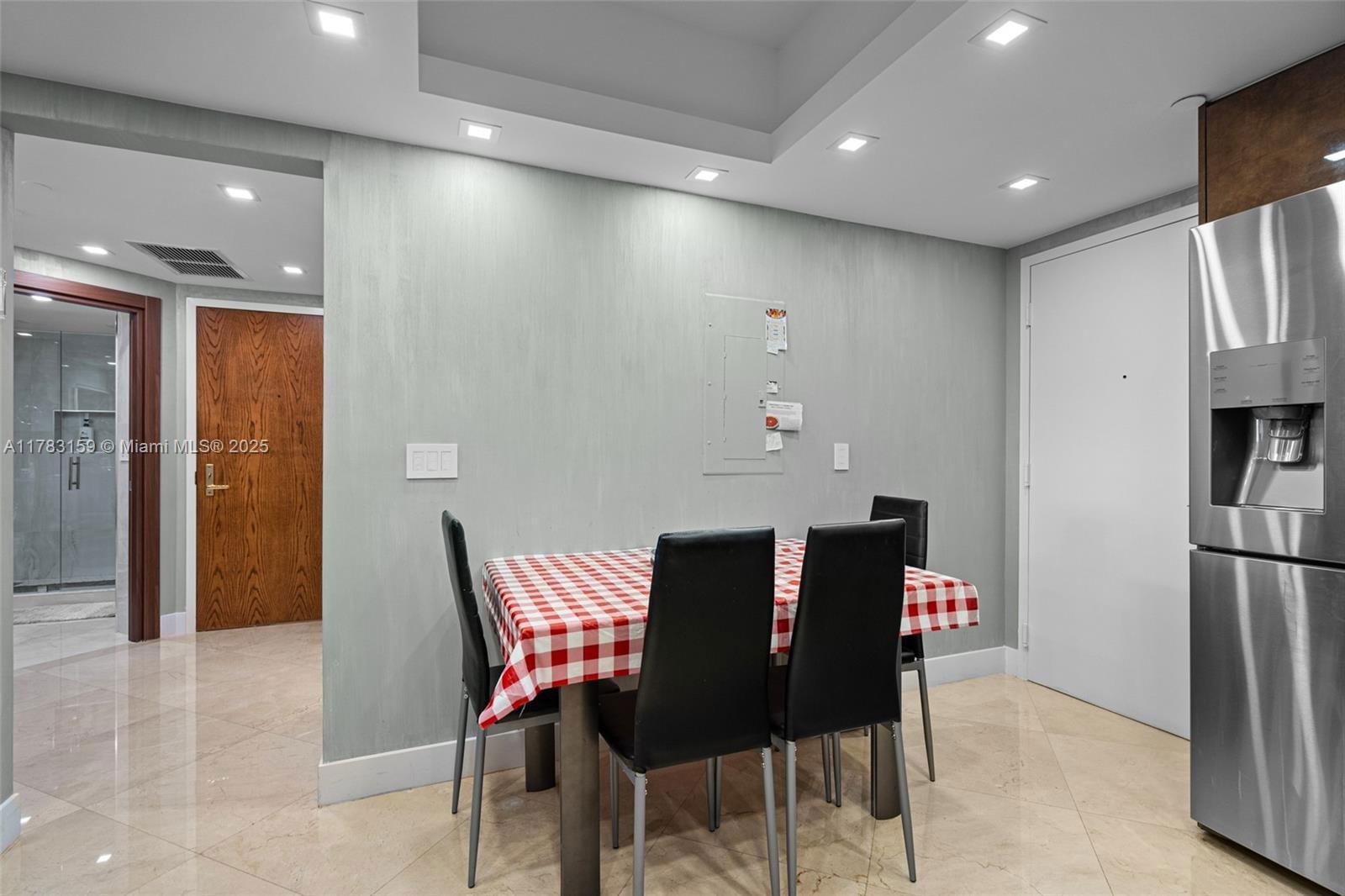 Real estate property located at 9559 Collins Ave S8-F, Miami-dade, Solimar Condo, Surfside, FL