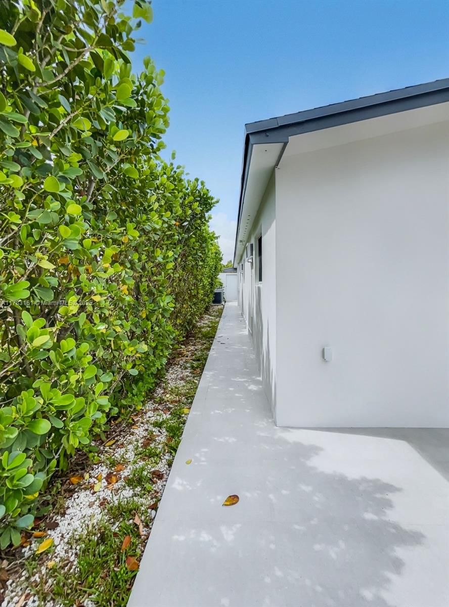 Real estate property located at 241 36th St, Miami-dade, Evergreen Terrace, Hialeah, FL