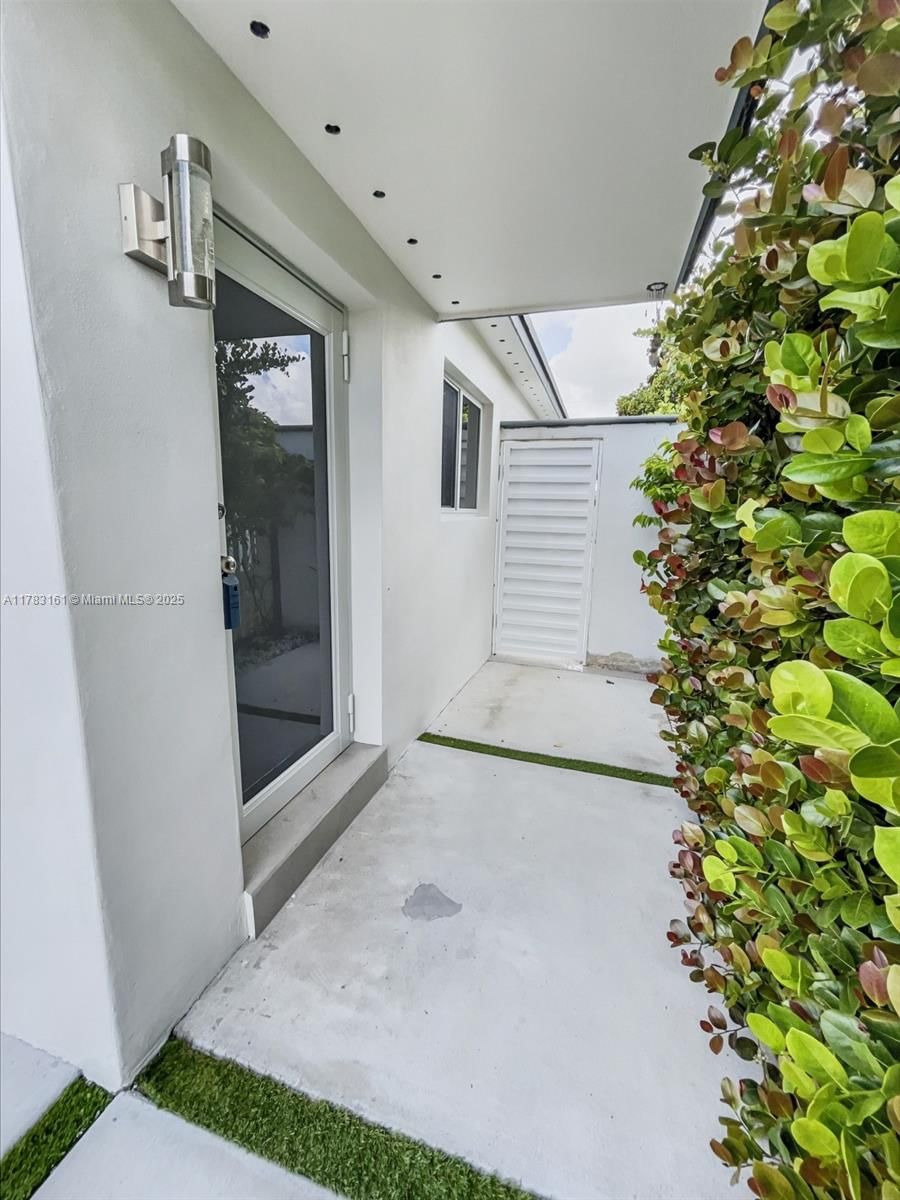 Real estate property located at 241 36th St, Miami-dade, Evergreen Terrace, Hialeah, FL