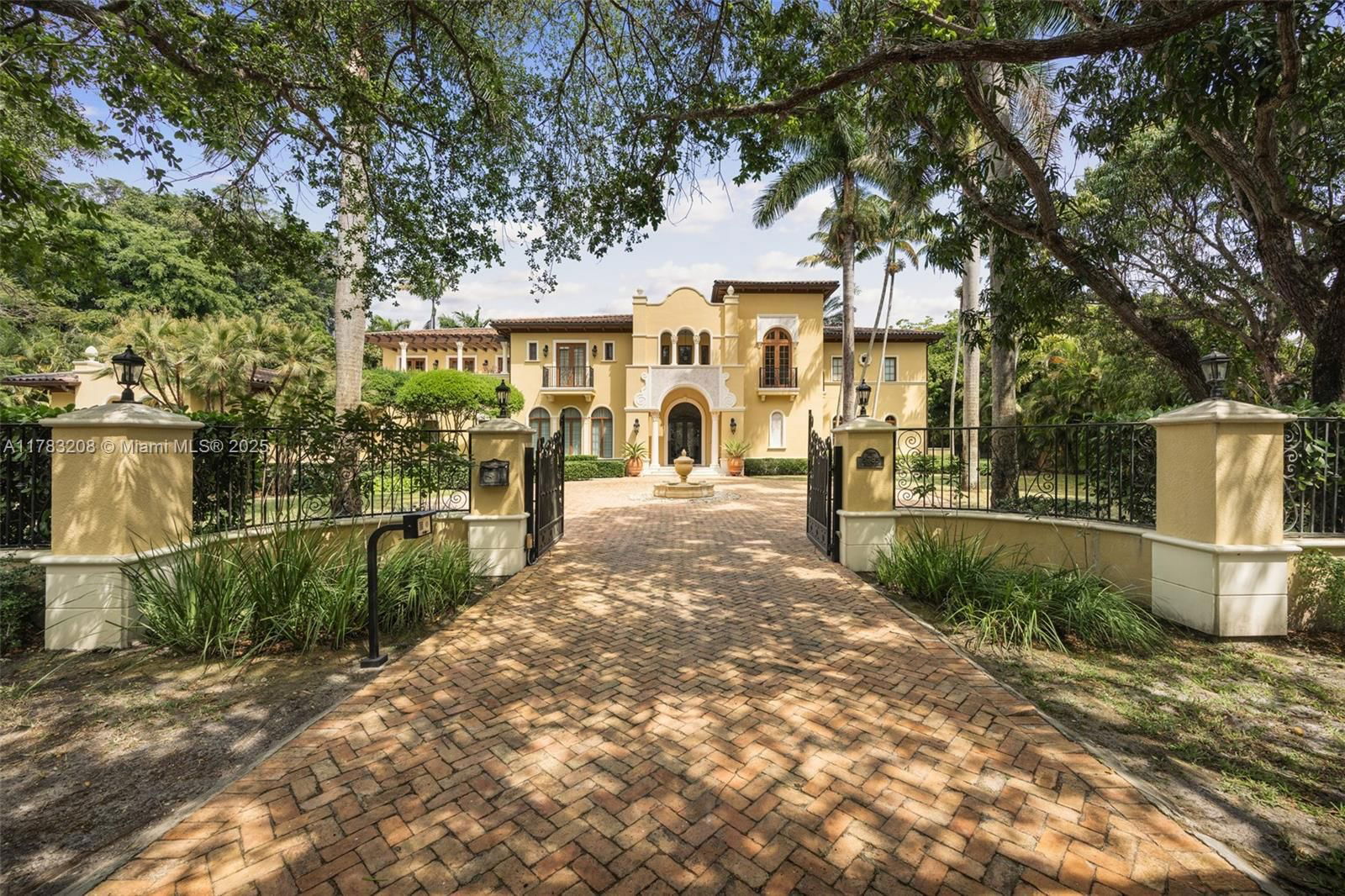 Real estate property located at , Miami-dade, Felix Park Homes Acres, Pinecrest, FL