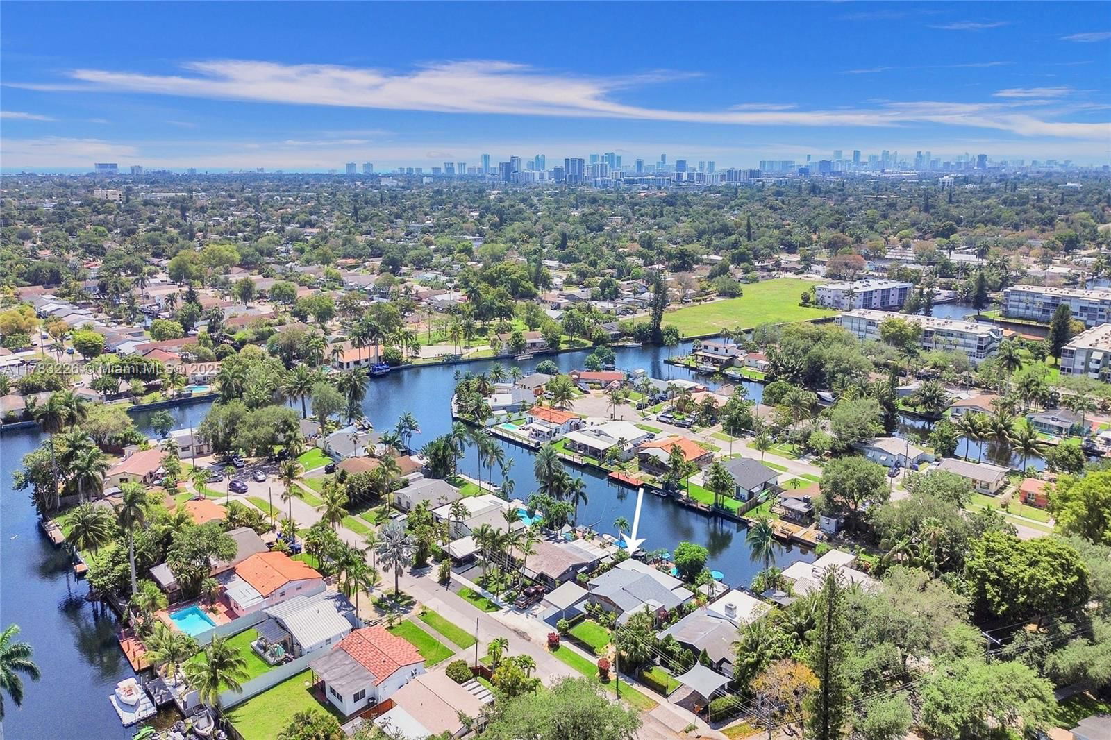 Real estate property located at 2726 Scott St, Broward, Look Homesites No 3, Hollywood, FL
