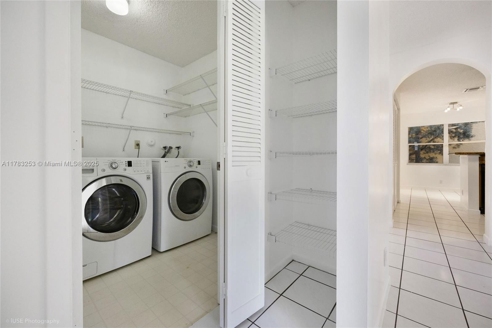 Real estate property located at 2772 Oakview Way, Broward, Oak Grove At Forest Ridge, Davie, FL