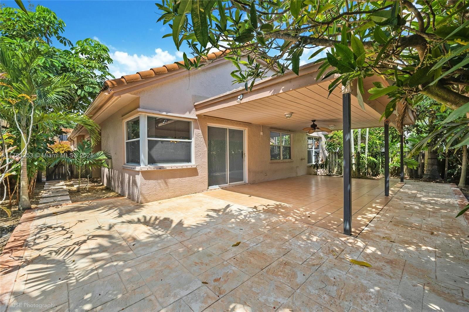Real estate property located at 2772 Oakview Way, Broward, Oak Grove At Forest Ridge, Davie, FL