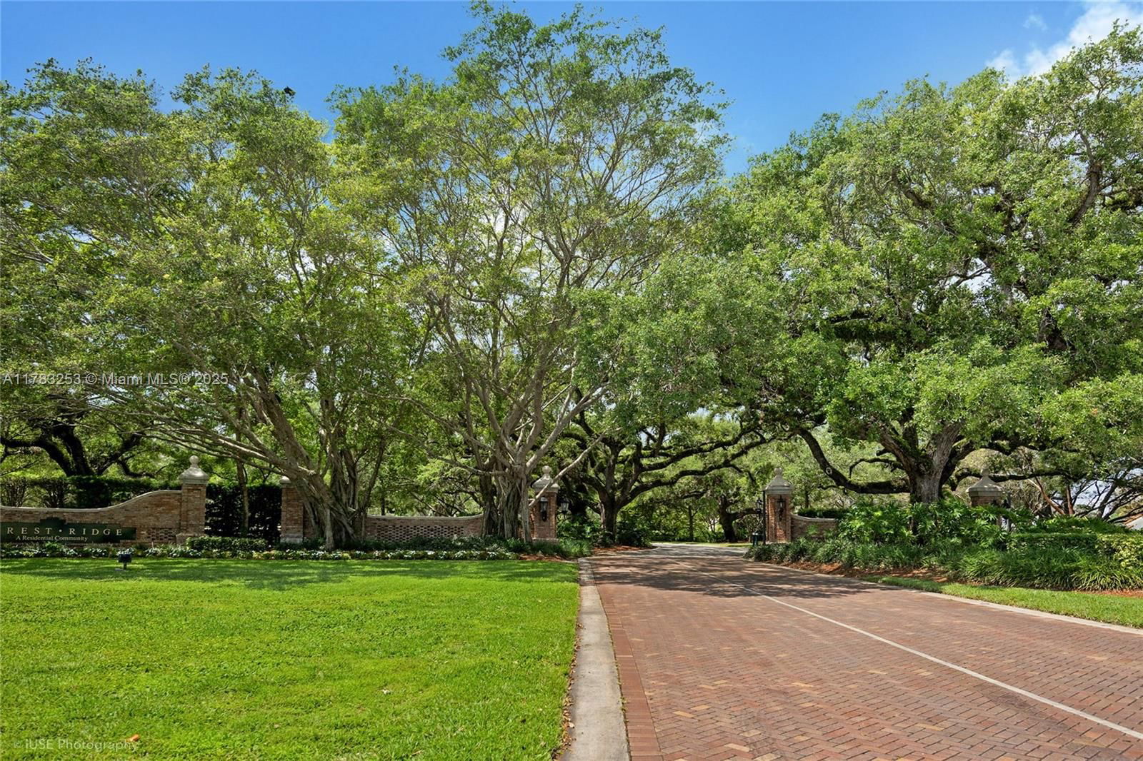 Real estate property located at 2772 Oakview Way, Broward, Oak Grove At Forest Ridge, Davie, FL