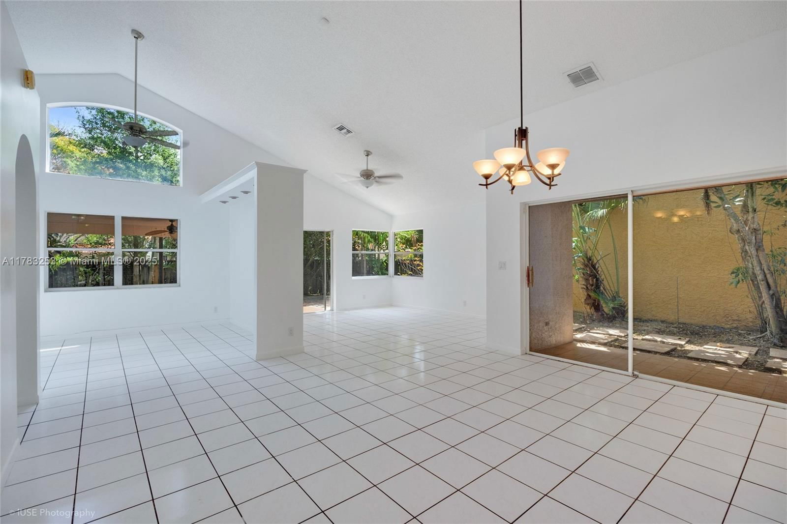 Real estate property located at 2772 Oakview Way, Broward, Oak Grove At Forest Ridge, Davie, FL