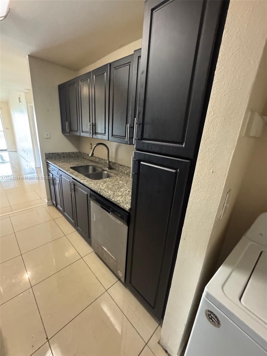 Real estate property located at 8787 39th St #8787, Broward, Preserve At Avery Lakes, Sunrise, FL
