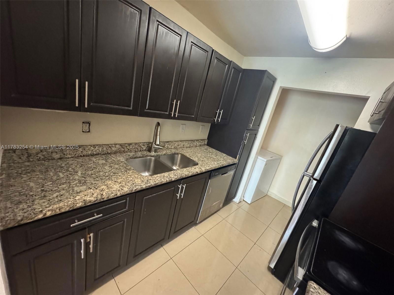Real estate property located at 8787 39th St #8787, Broward, Preserve At Avery Lakes, Sunrise, FL