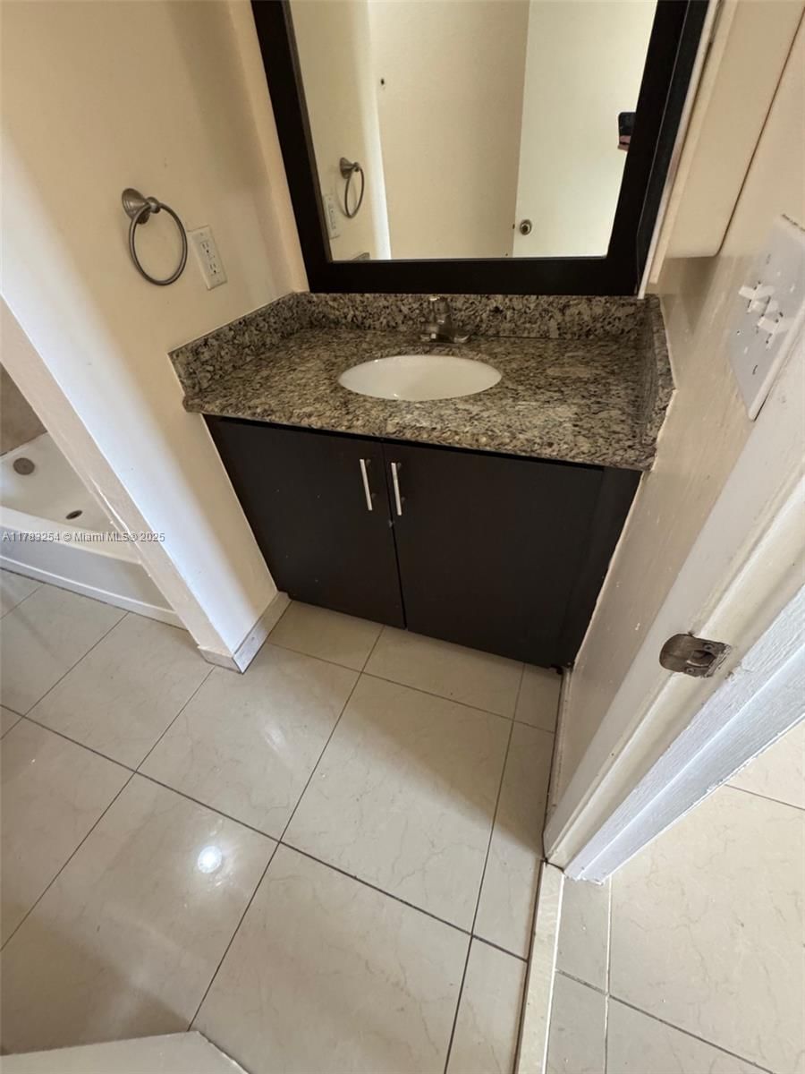 Real estate property located at 8787 39th St #8787, Broward, Preserve At Avery Lakes, Sunrise, FL